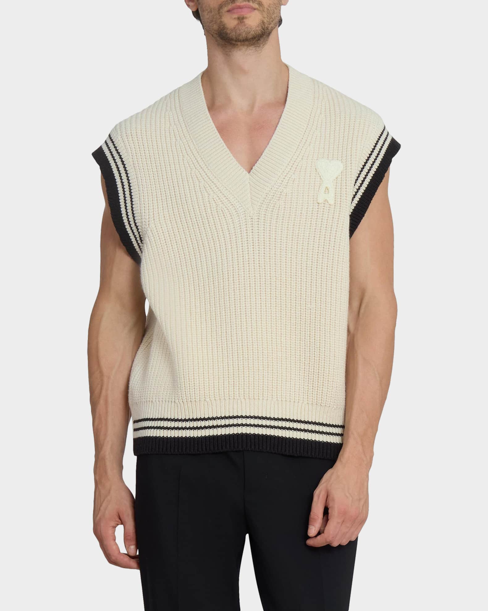 美品) AMI Paris Ami de Coeur ニットベスト Ami Paris Men's Crochet-Ami De Coeur Wool and Cotton Knit Vest