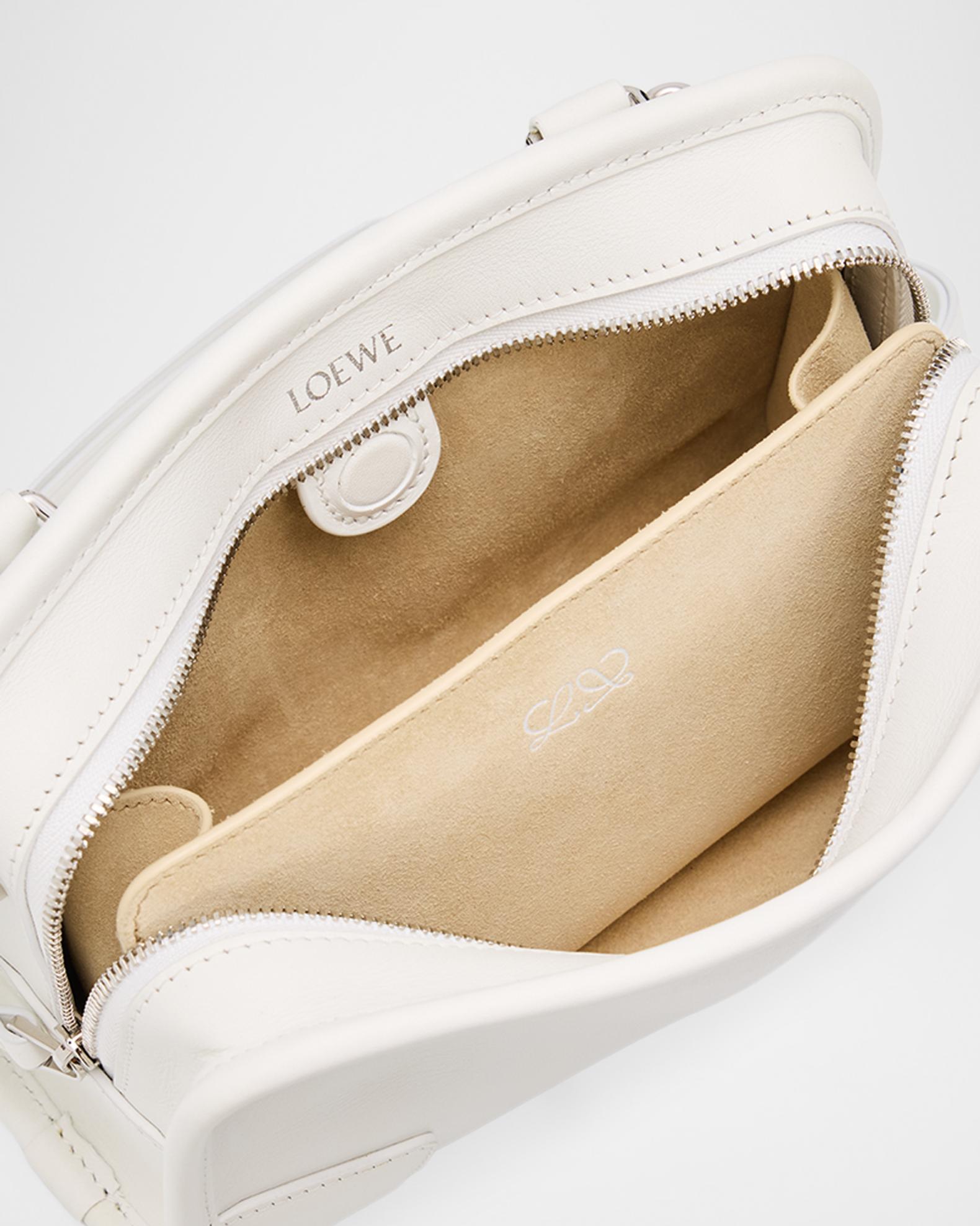 LOEWE ナッパアイレ　バッグ　ホワイト Loewe Amazona 180 Mini Leather Top-Handle Bag | Neiman Marcus