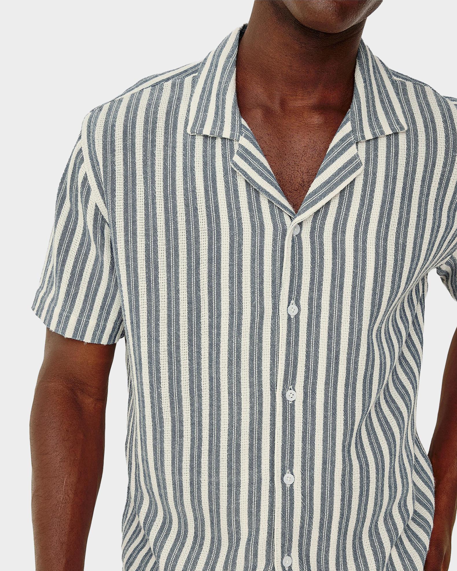 rails dress shirt FAIRFAX 27 (Measured from size S.) Hand wash cold Rails Men's Wyatt Button-Up Shirt