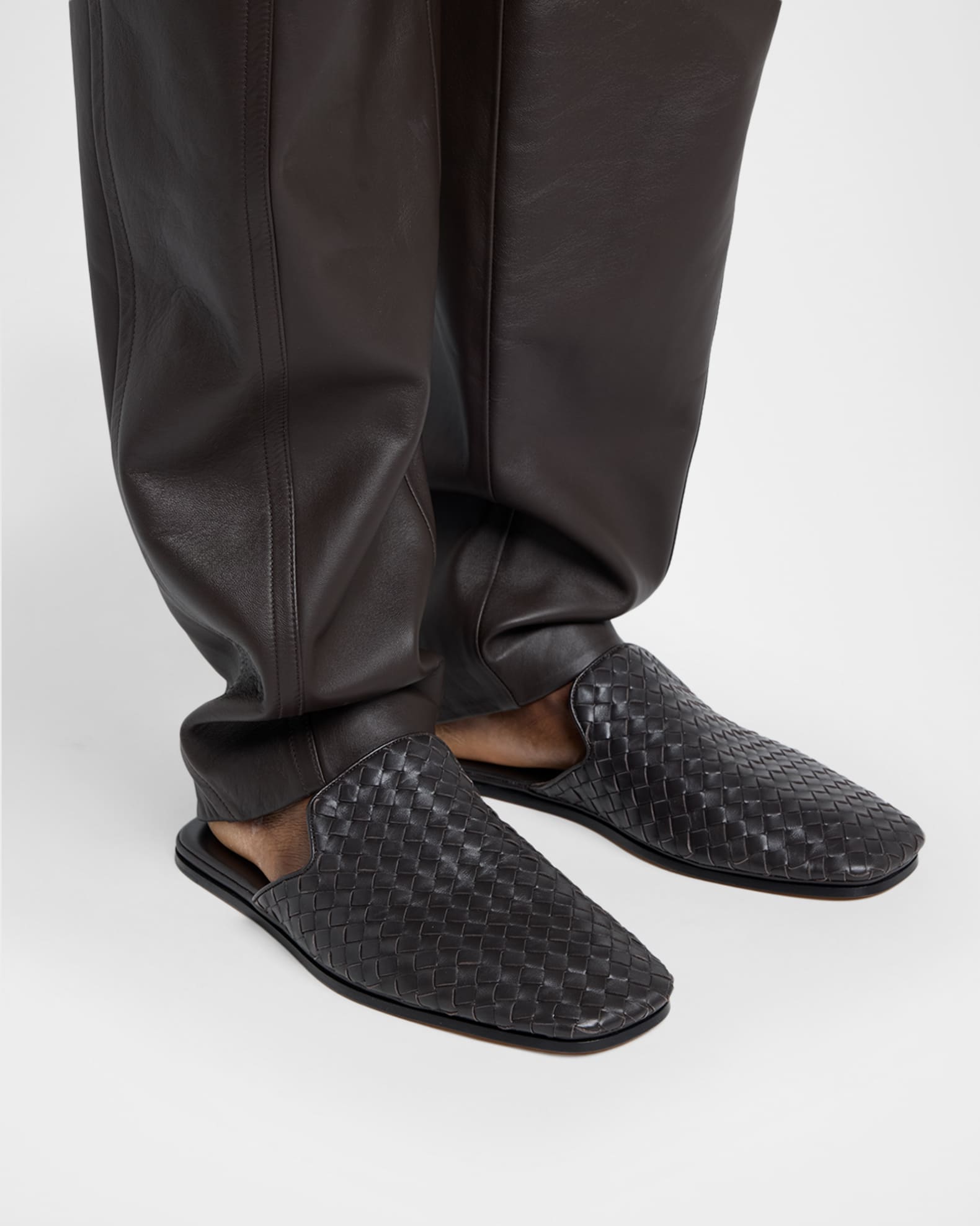 Bottega Veneta Men's Intrecciato Nappa Leather Slippers | Neiman