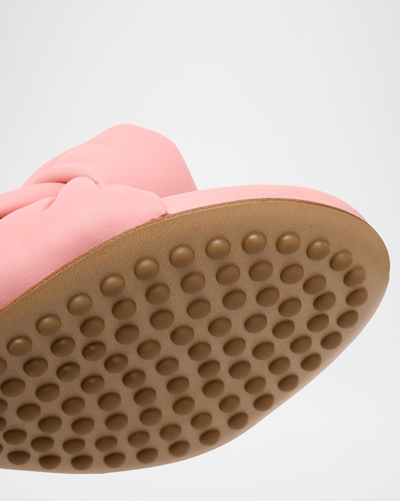 BOTTEGAVENETA レザー マトラッセ キルティング ミュール37 Bottega Veneta 35mm Cherry Knotted Leather Mule Sandals | Neiman