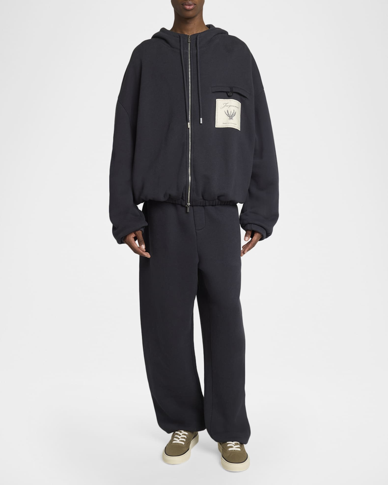 ✨ジュエリーショップRAmuu✨ No.464 Jacquemus Men's The Torneo Rosemary Label Full-Zip Hoodie | Neiman