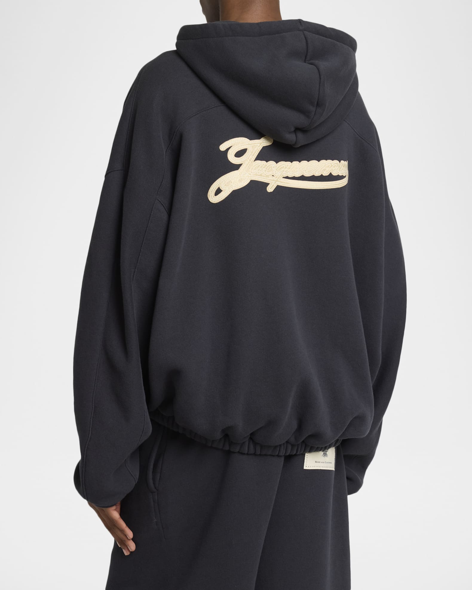 ✨ジュエリーショップRAmuu✨ No.464 Jacquemus Men's The Torneo Rosemary Label Full-Zip Hoodie | Neiman