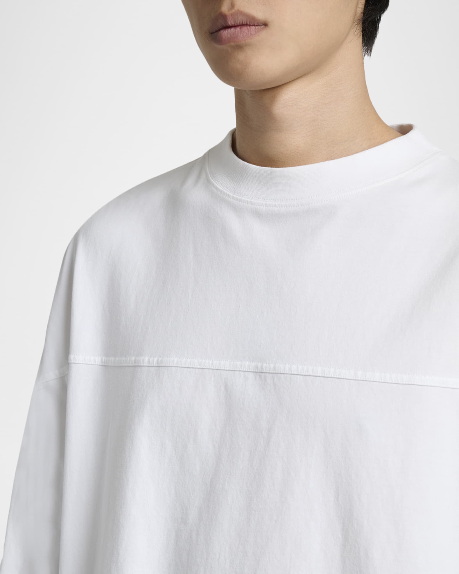 Jacquemus Men's Embroidered Logo Long-Sleeve Crewneck T-Shirt