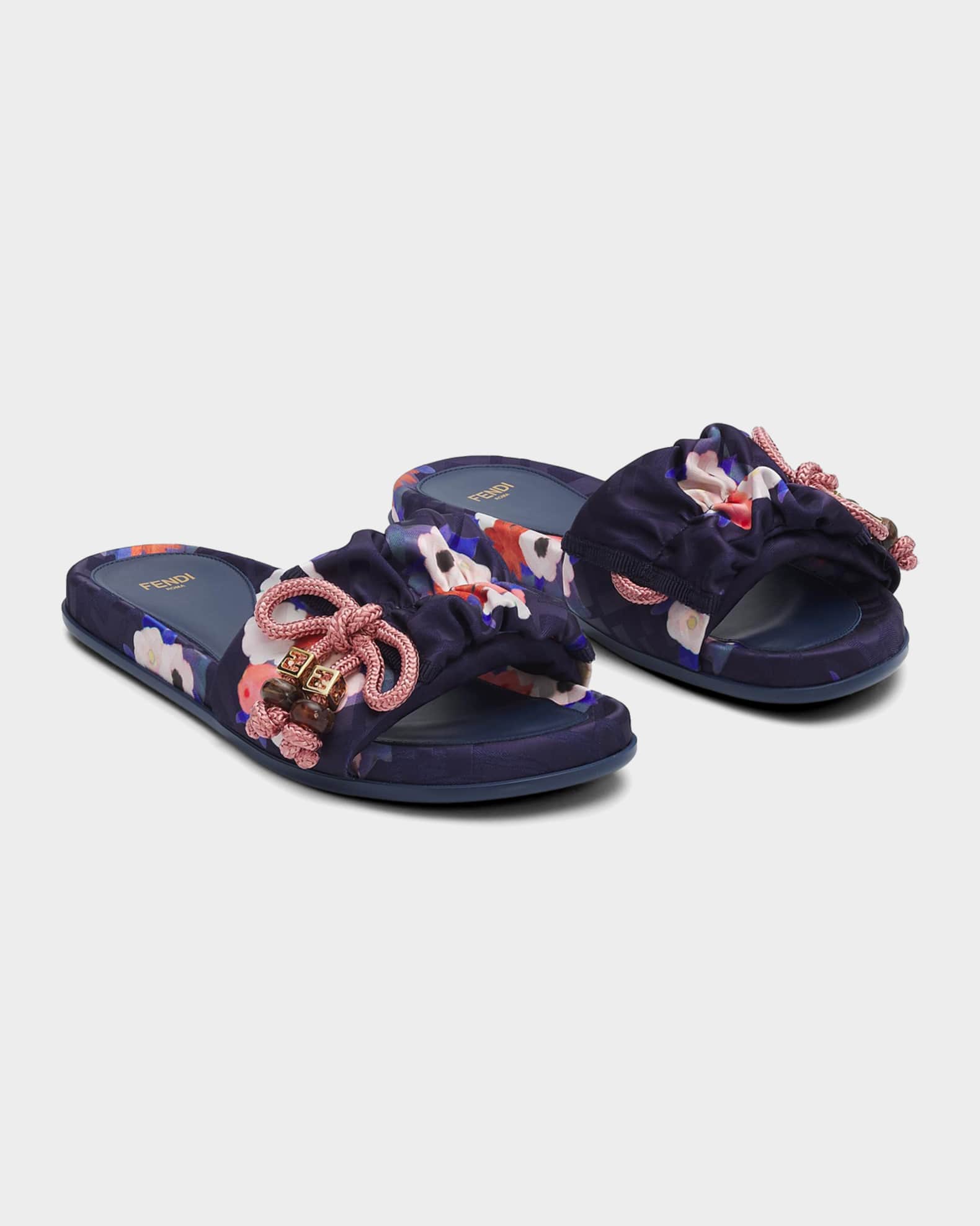 新品未使用☆　フェンディ　FENDI　フラワー　フラワーパンプス　ボルドー Fendi Feel Floral Satin Jacquard Slides | Neiman Marcus