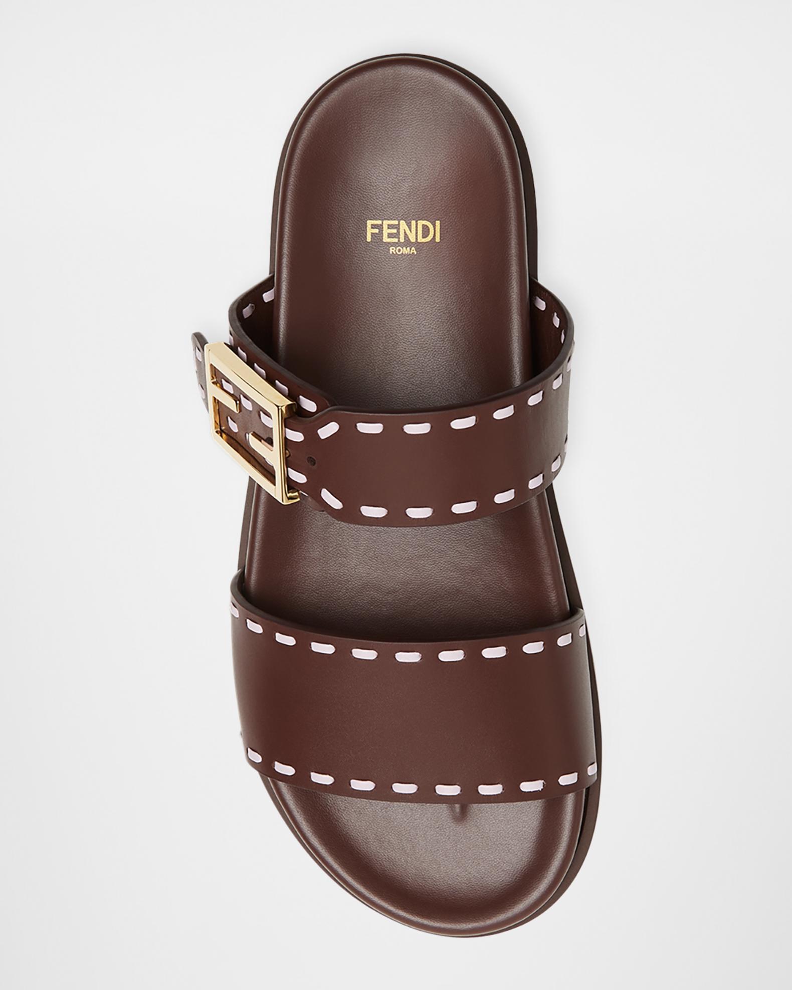 Fndiページ Fendi Feel Topstitch Leather Slide Sandals | Neiman Marcus