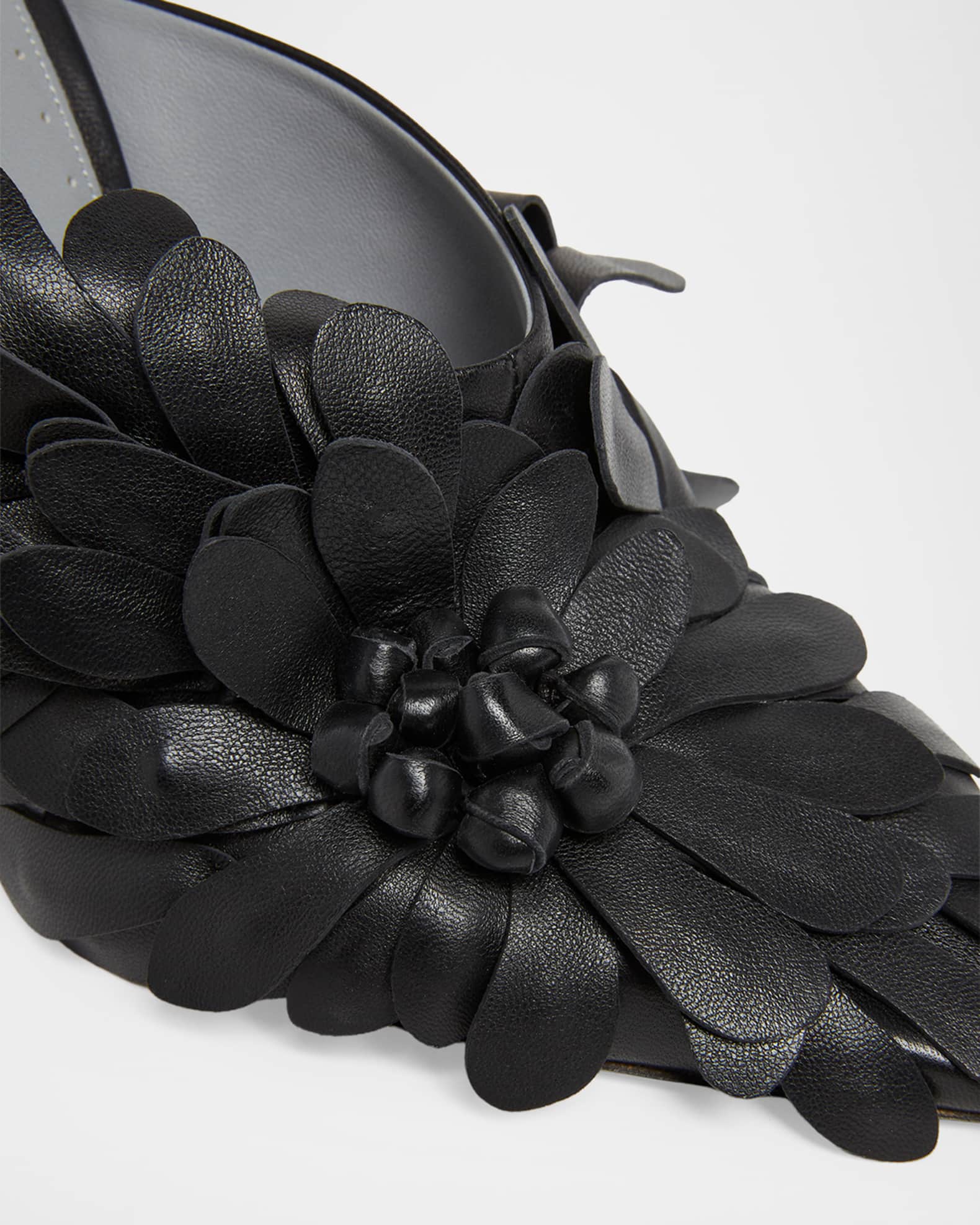 BALENCIAGA ブラック ミュール 35 ポインテッドトゥ　美品 Balenciaga 90mm Flowers Leather Mule Pumps | Neiman Marcus