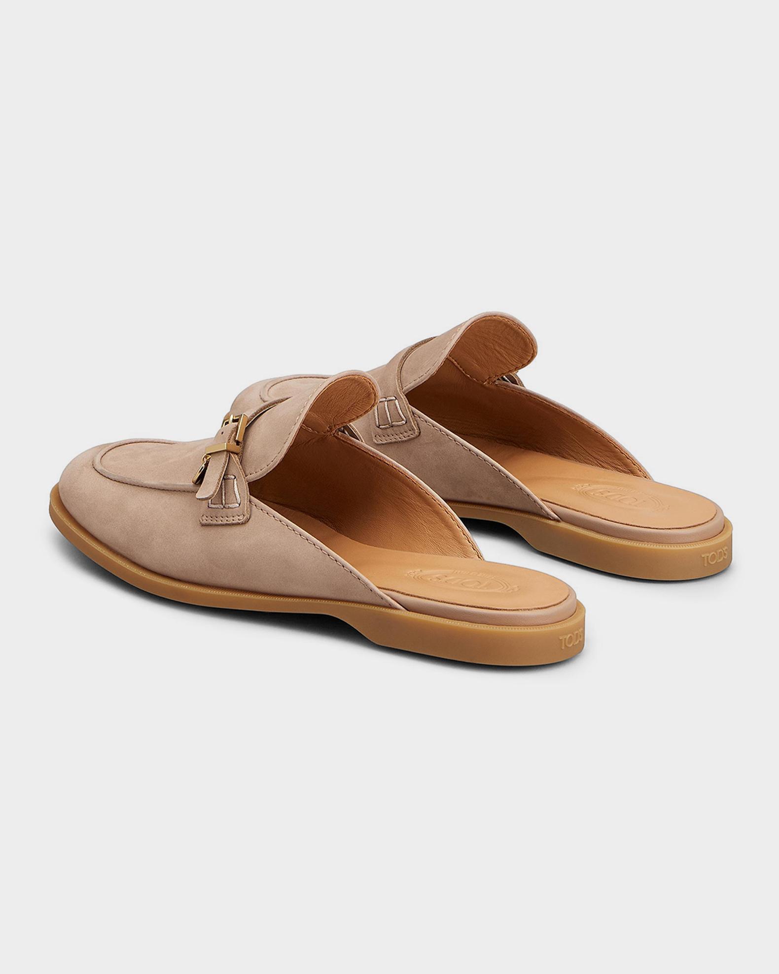 Tod's Leather Round-Toe Mules | Neiman Marcus