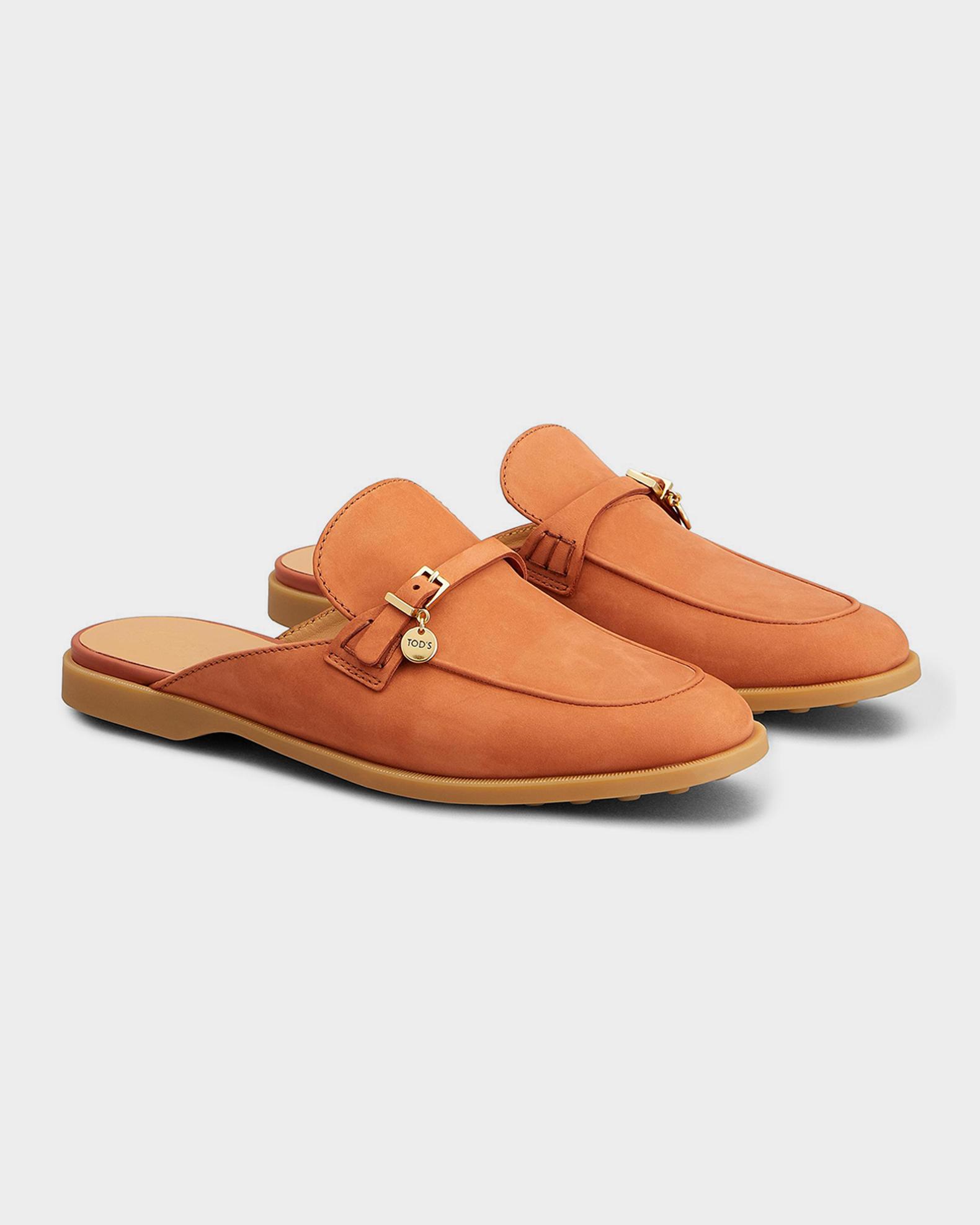 Tod's Leather Round-Toe Mules | Neiman Marcus