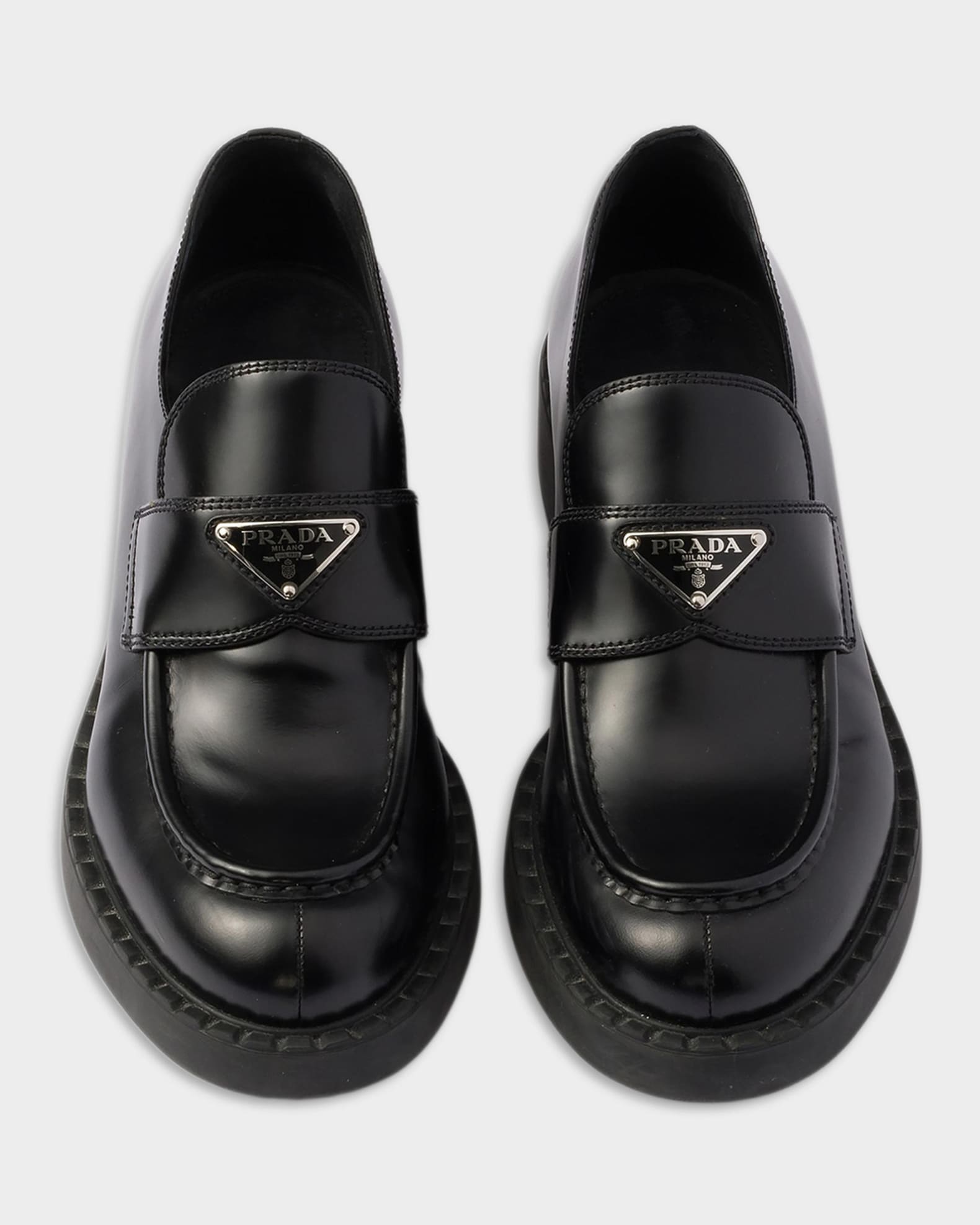 靴 PRADA Square Toe Leather Loafers Black Prada Chocolate Brushed Leather Loafers | Neiman Marcus
