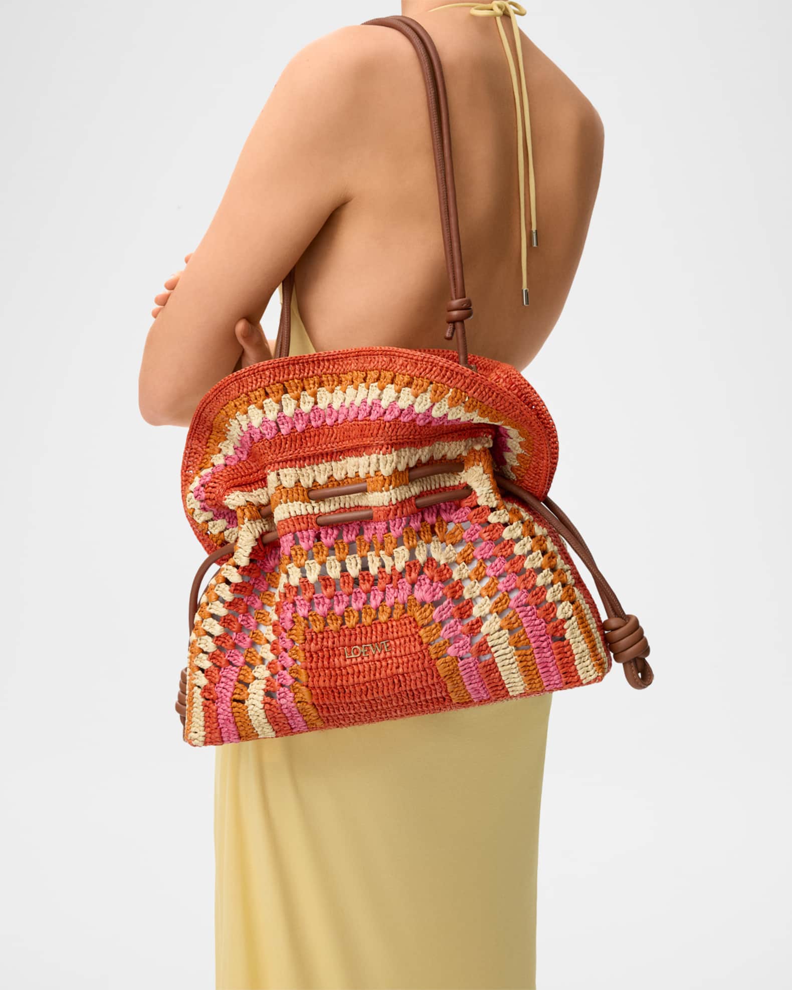 と*ん様 Loewe パウラルイビザ　スクウェアクッション Loewe x Paula's Ibiza Flamenco Striped Crochet Raffia Clutch Bag