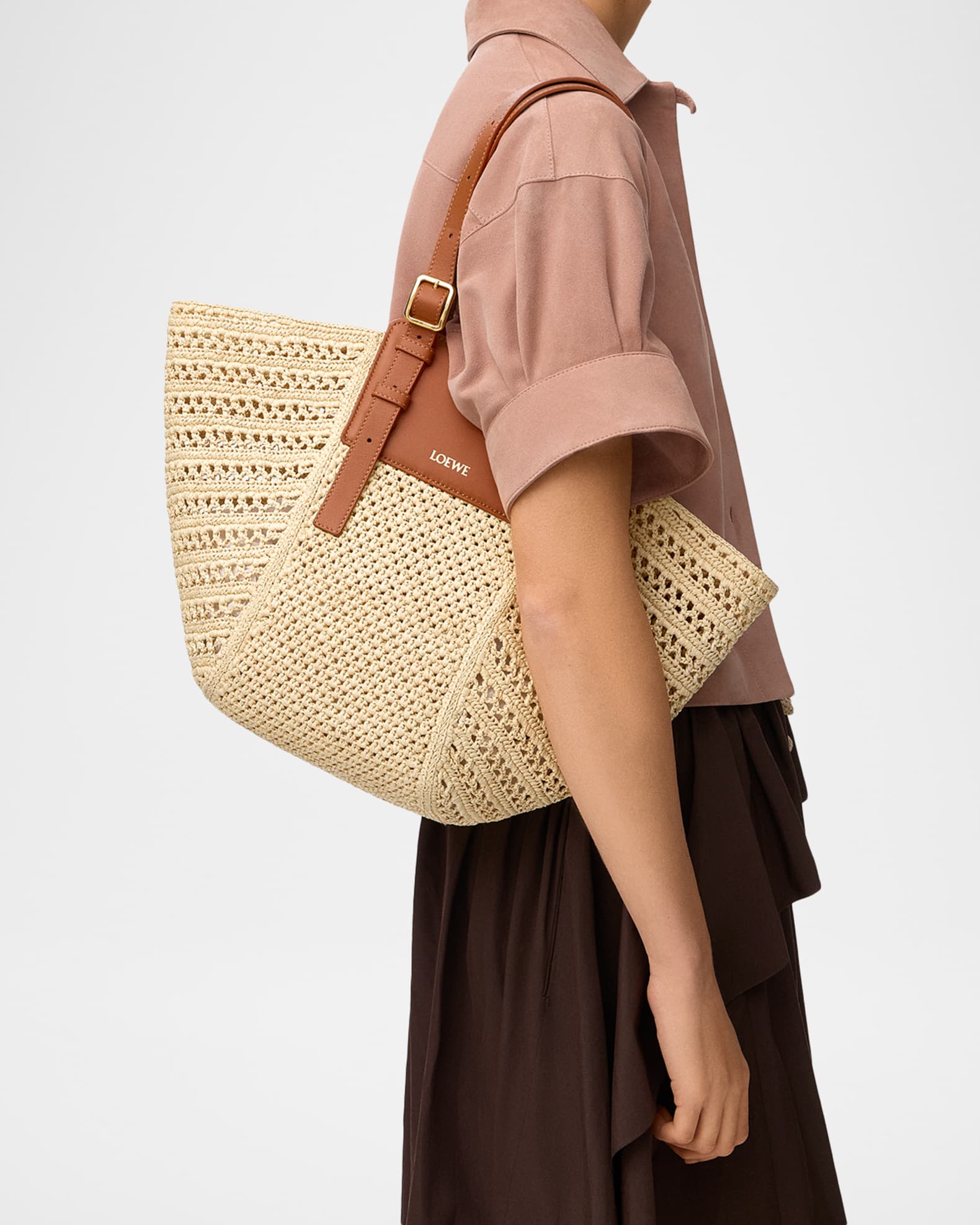 Loewe x Paula's Ibiza Medium Hammock Cabas Bag in Raffia and