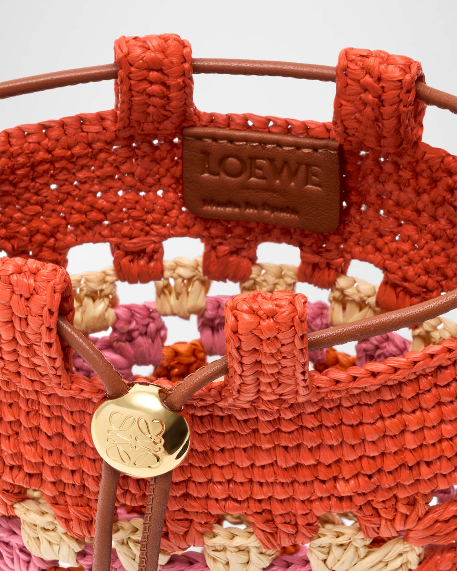LOEWE ミニポーチ Loewe x Paula's Ibiza Crochet Raffia Pocket Crossbody Bag | Neiman