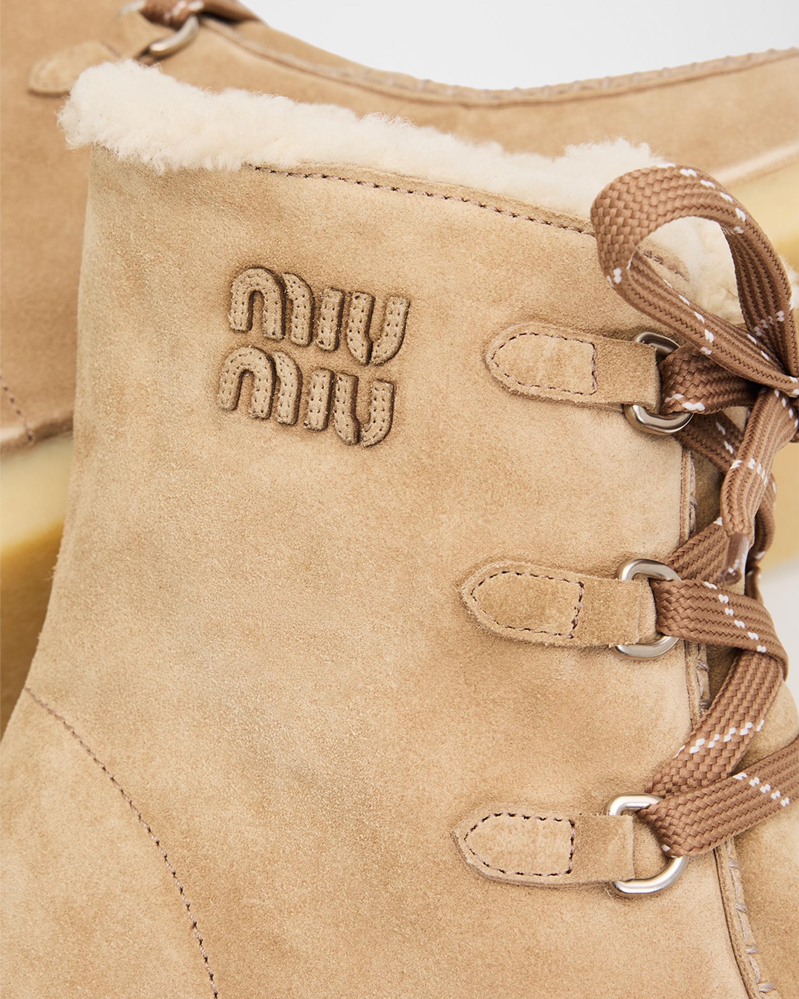 MIUMIU スタッズ付きムートンシューズ Miu Miu Suede Shearling-Lined Ankle Boots | Neiman Marcus