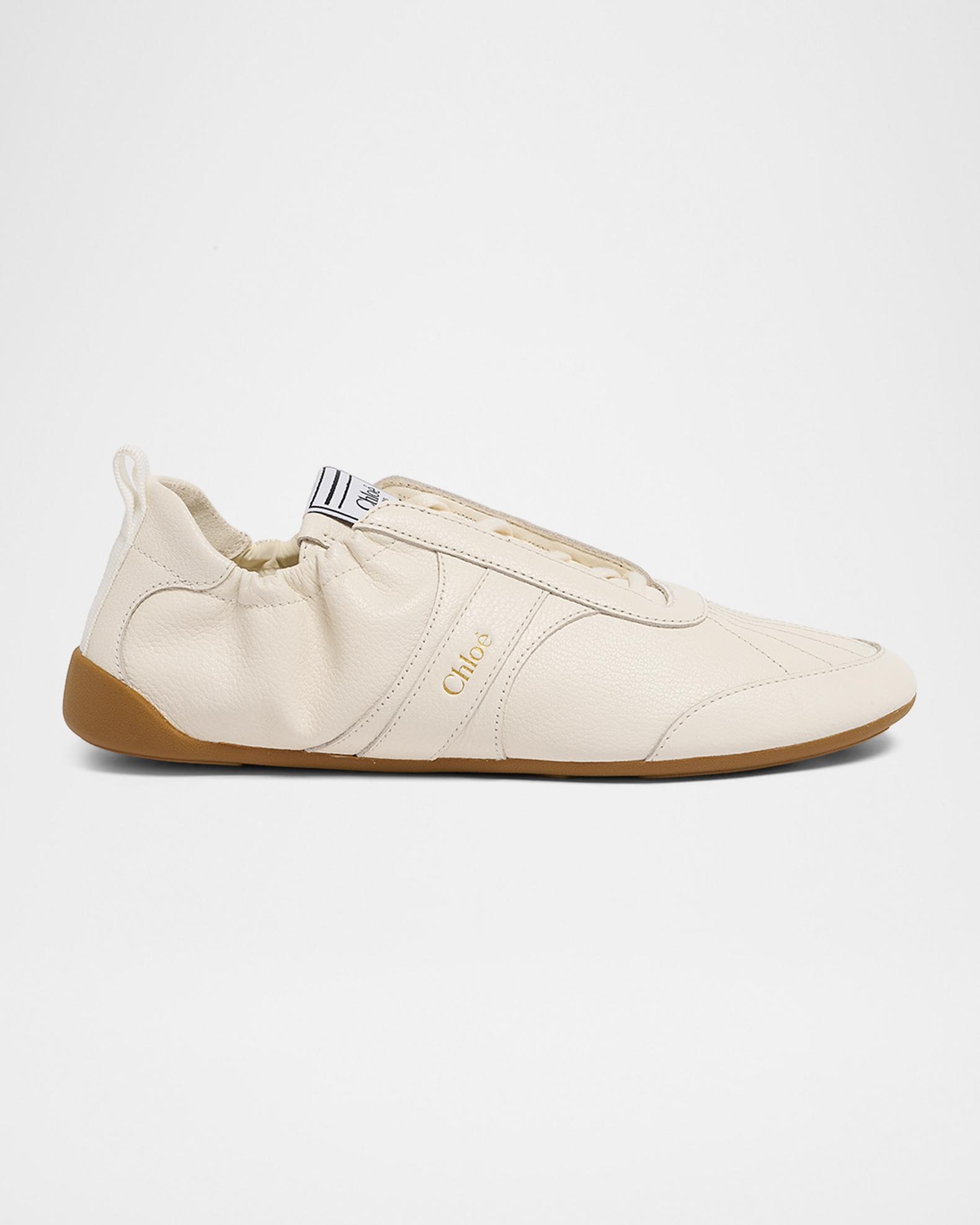 CHLOÉ KICKスニーカー Chloe Kick Leather Low-Top Sneakers | Neiman Marcus