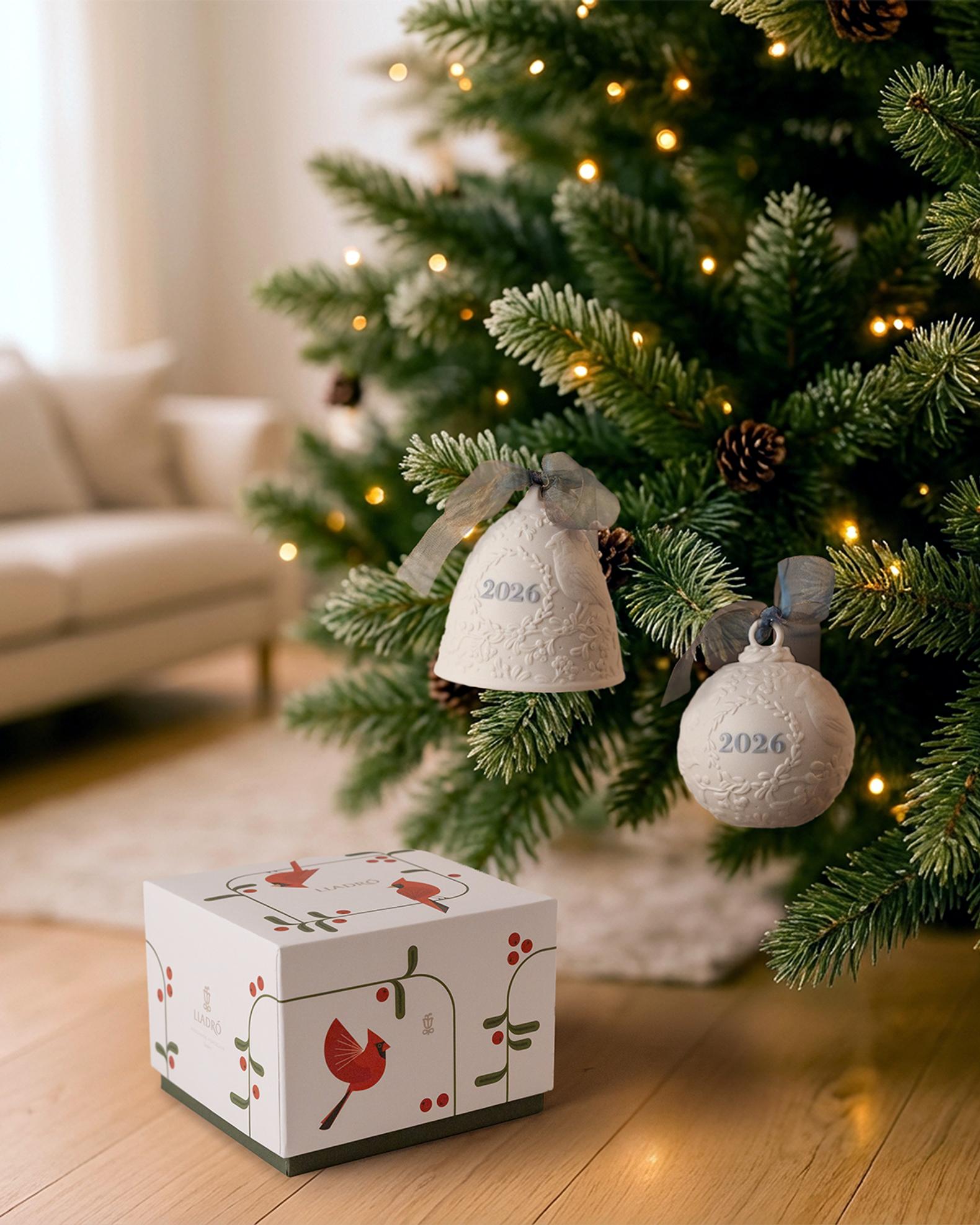 【希少】 未使用 LLADRO ☆ クリスマス オーナメント　箱入り Lladro 2026 Christmas Bell Ornament | Neiman Marcus