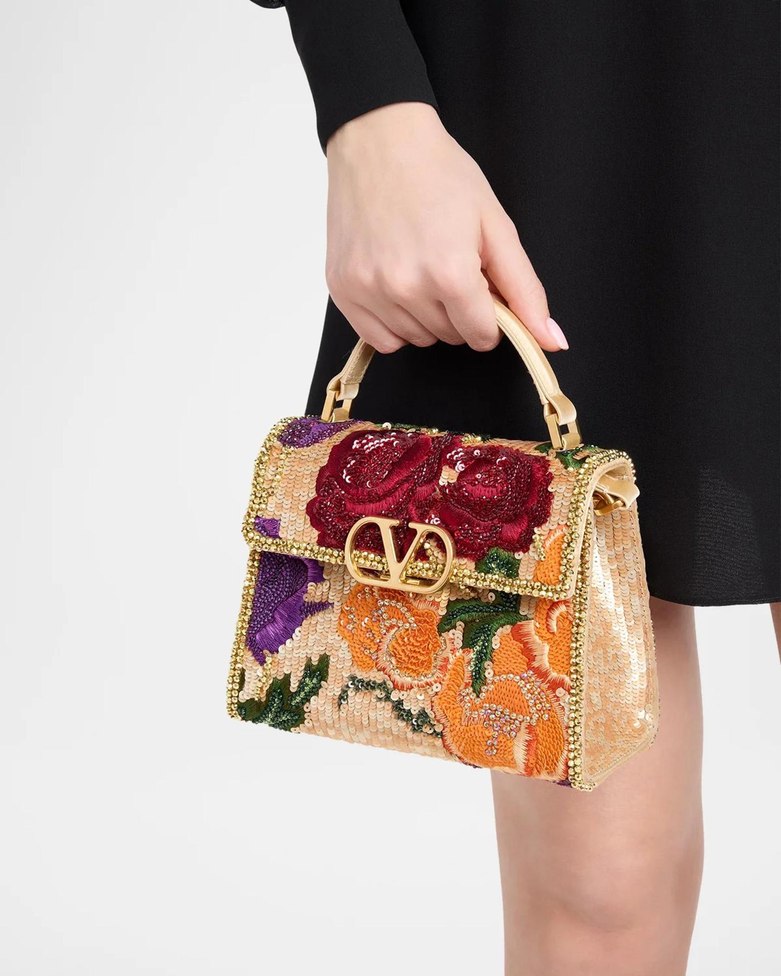 【美品】Valentino Garavani スパンコール トート ハンドバッグ Valentino Garavani VSling Sequin Floral-Embroidered Top-Handle Bag
