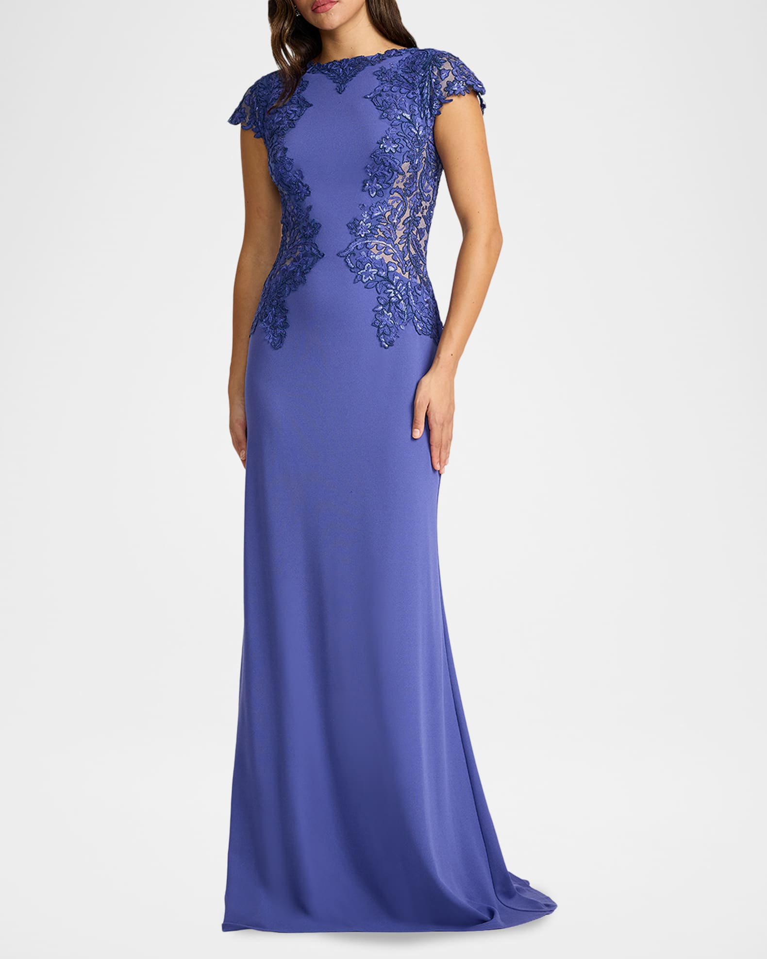 TADASHI SHOJI ケープタイプレースワンピース Tadashi Shoji Embroidered Cape-Sleeve Crepe Gown | Neiman Marcus