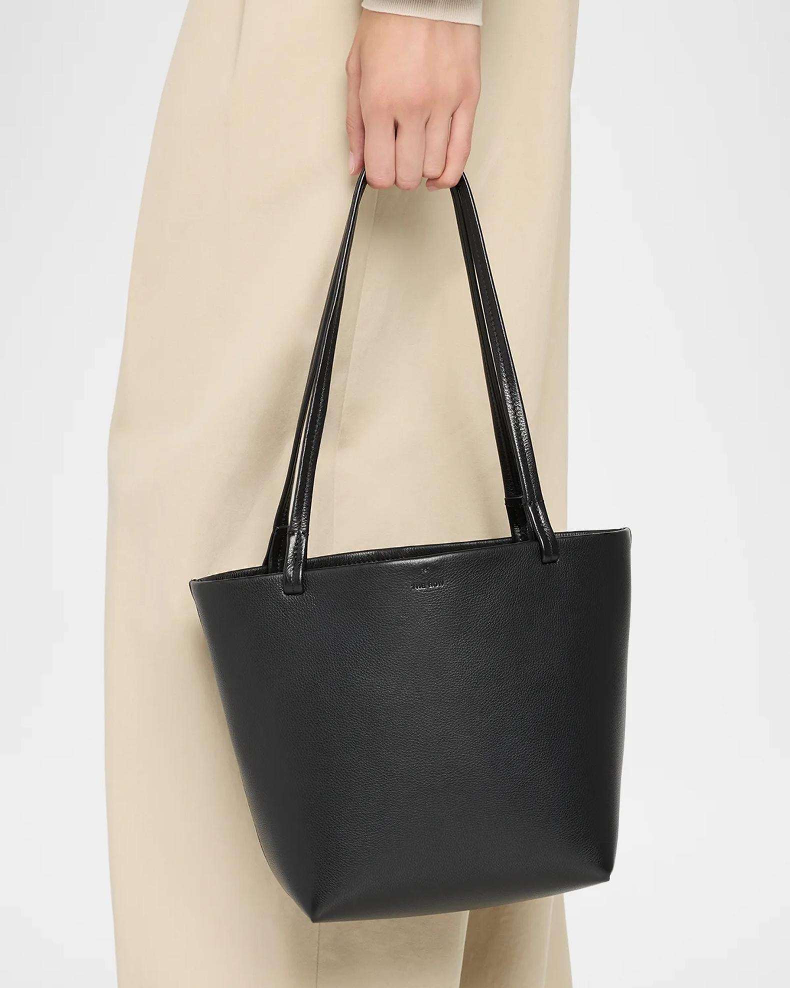 あくあまりんTHE ROW MEDIUM PARK TOTE The Row Park Medium Tote Bag in Leather | Neiman Marcus