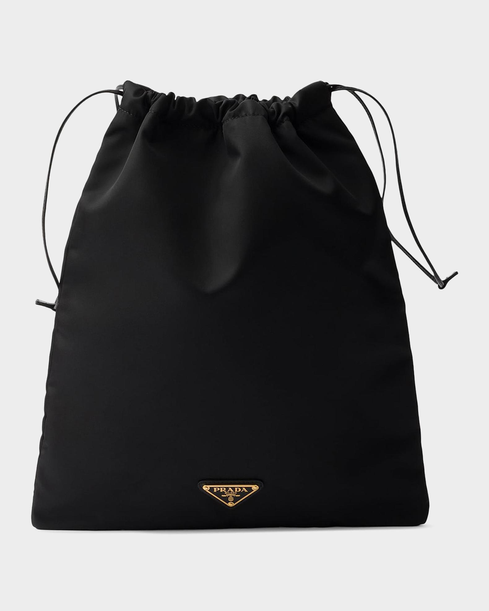 【新品未使用】PRADA 新作ウィッシュポーチRE-NYLON ブラック Prada Wish Re-Nylon Pouch Bag | Neiman Marcus