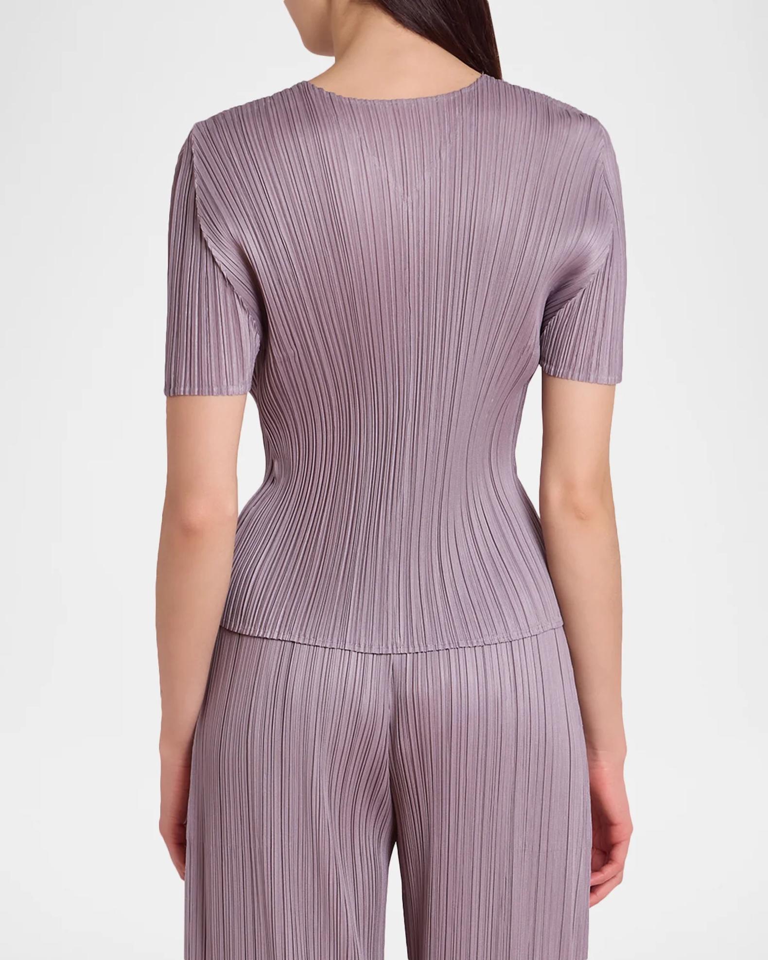 トップス pleats please MONTHLY COLORS : AUGUST Issey Miyake Monthly Colors: August Pleats Short-Sleeve Top