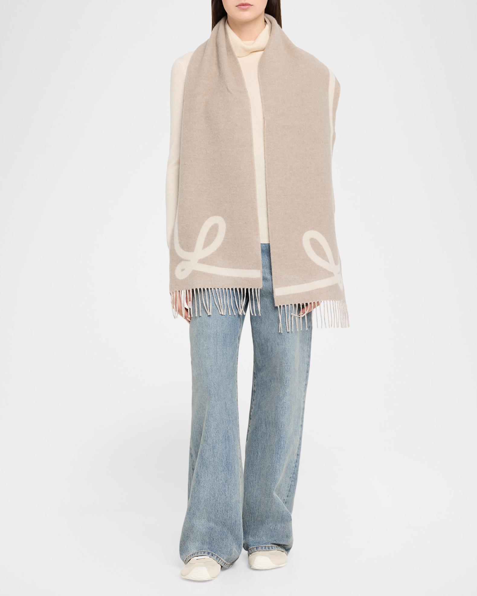 LOEWE ウール・カシミヤ LOEWE Men's Logo Wool-Cashmere Jacquard Scarf | Neiman Marcus