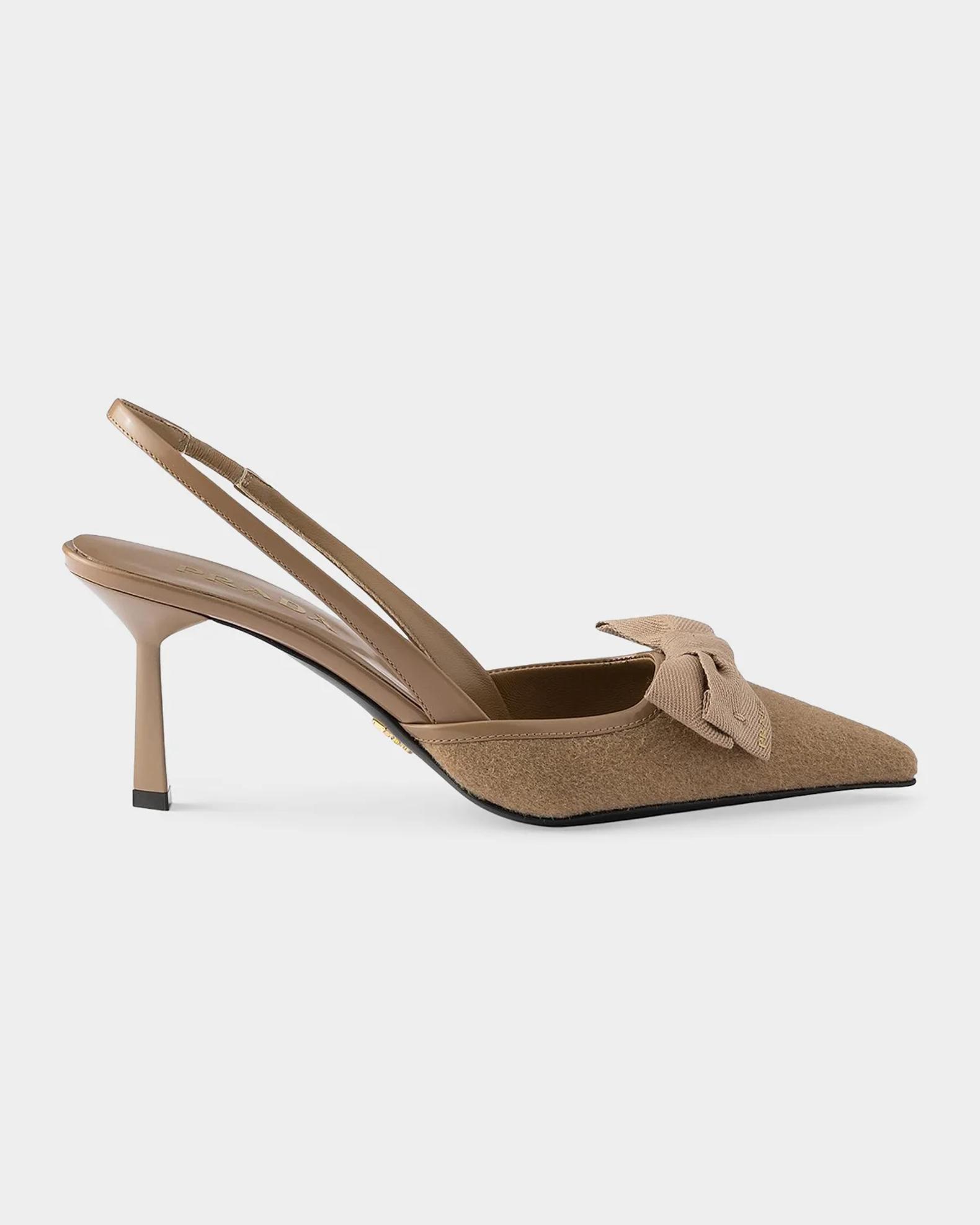 靴 Prada Gold Bow Slingback Heels 35 1/2 Prada Cashmere and Brushed Leather 75MM Slingback Pumps | Neiman