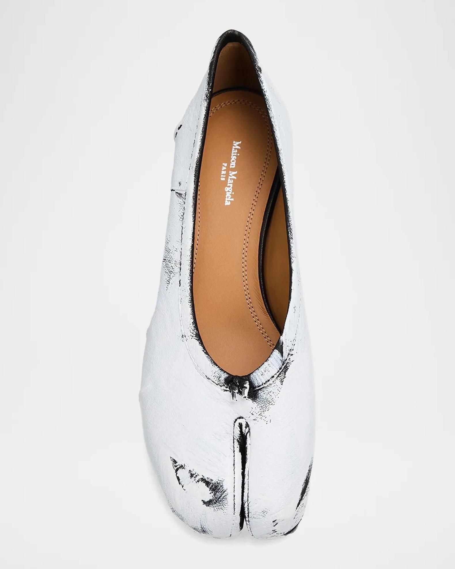 【美品✨】Maison Margielaタビバレエ　35.5 Maison Margiela 35mm Tabi Painted Leather Ballerina Pumps | Neiman