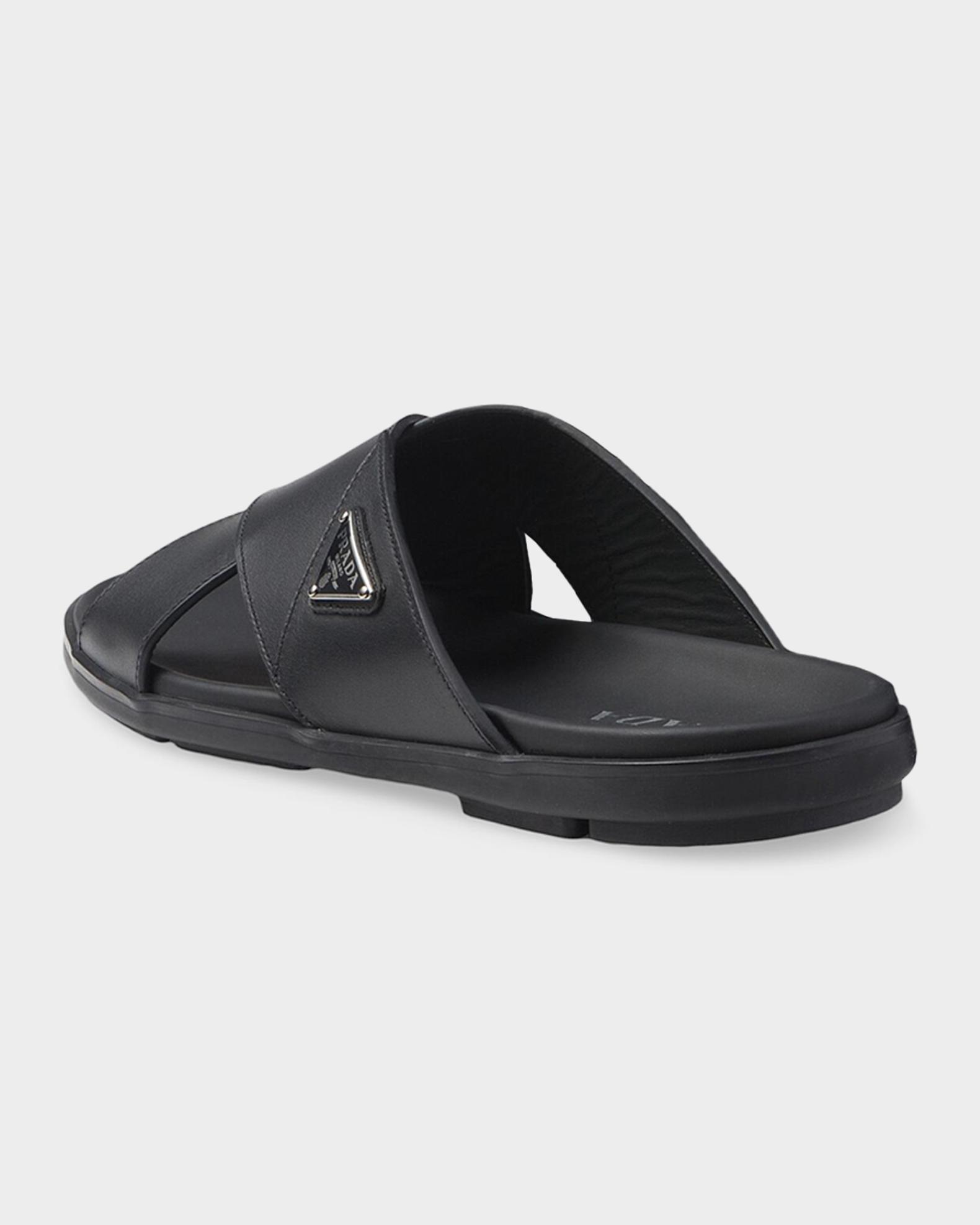 PRADA ブラック スクエアトゥ ミュール Prada Leather Crisscross Sandals | Neiman Marcus