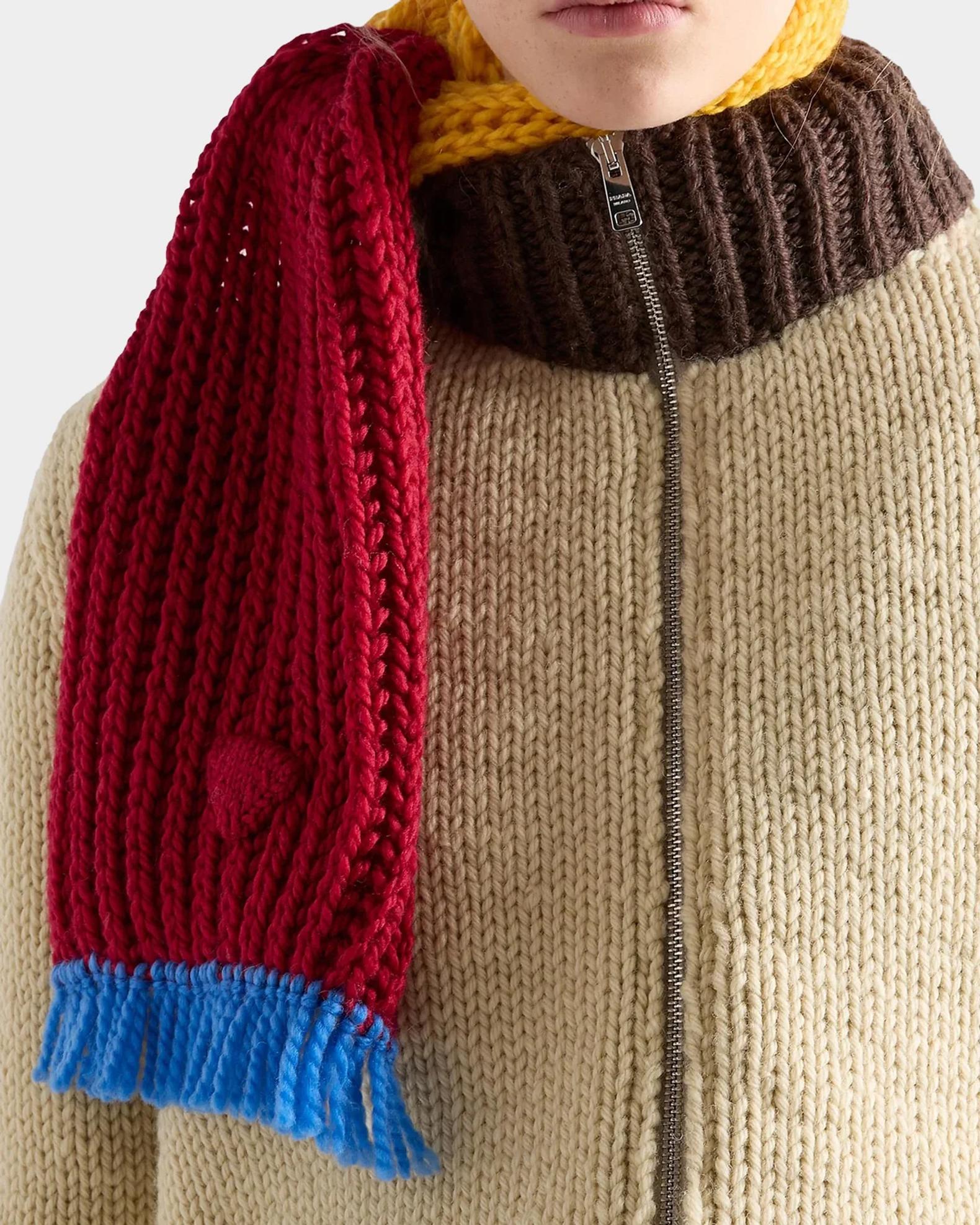 小物 00s PRADA SPORT ntlon wool muffler y2k Prada Chunky Knit Wool Scarf | Neiman Marcus