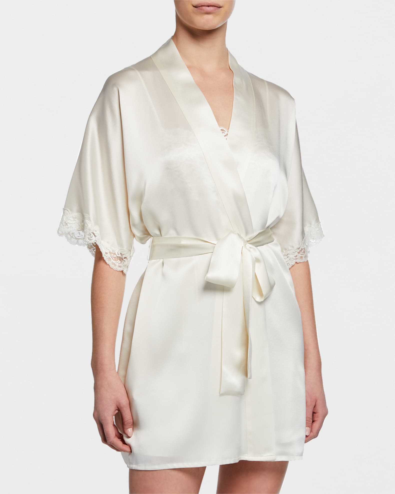 Bijoux Short Silk Robe 1
