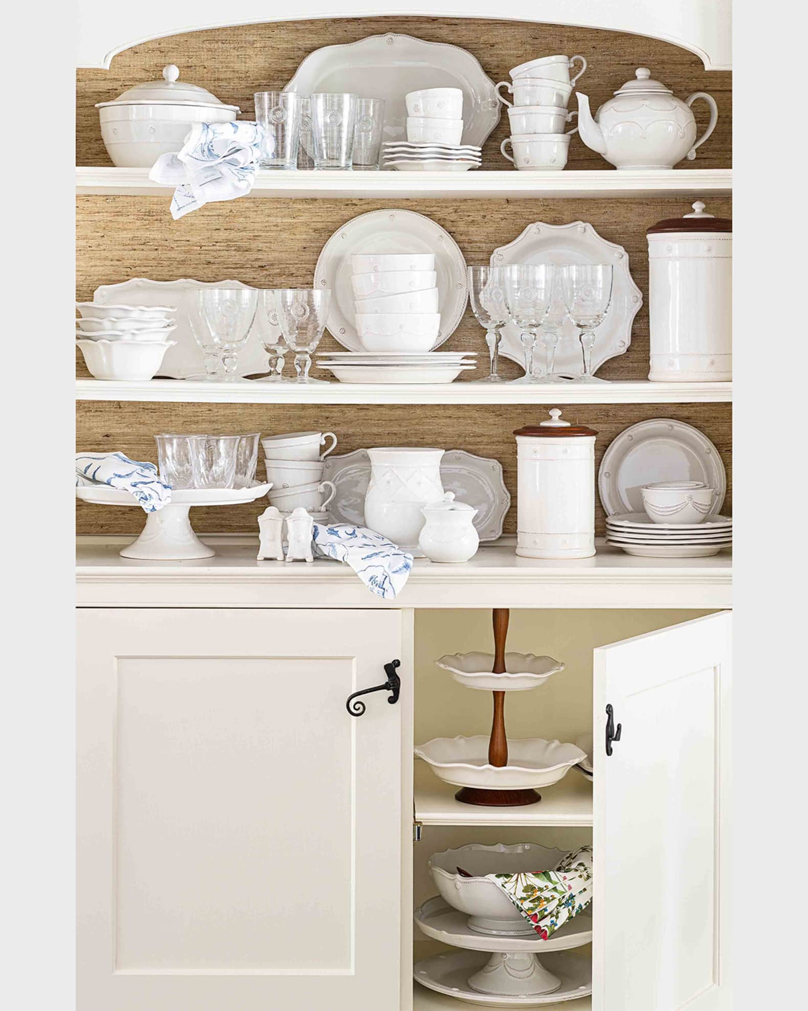 Juliska Berry & Thread Scalloped Pasta/Soup Bowl Whitewash Neiman