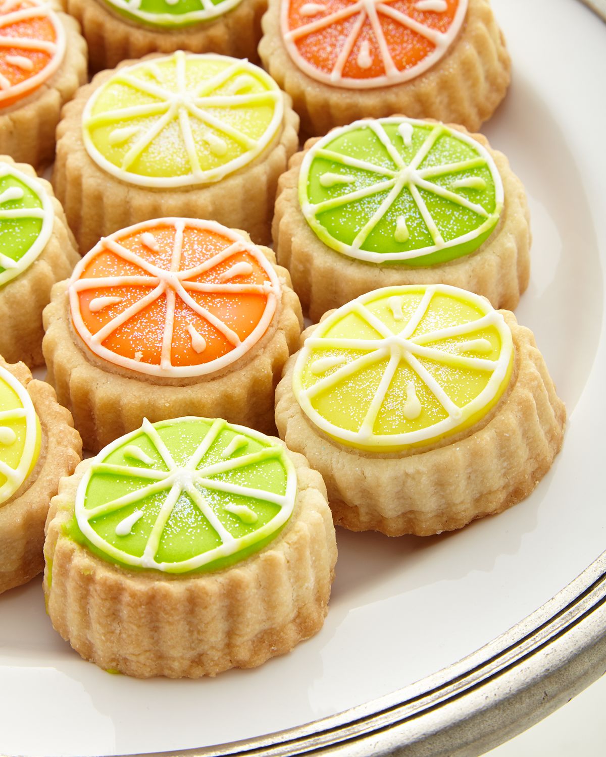 Le Gourmet Baking Citrus-Glaze Shortbread Cookies
