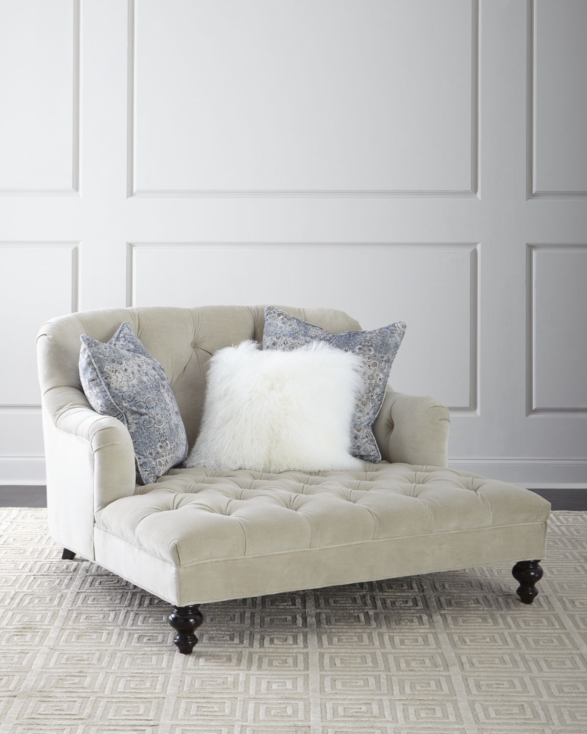 Old Hickory Tannery Valentina Tufted Chaise | Thumbnail 4