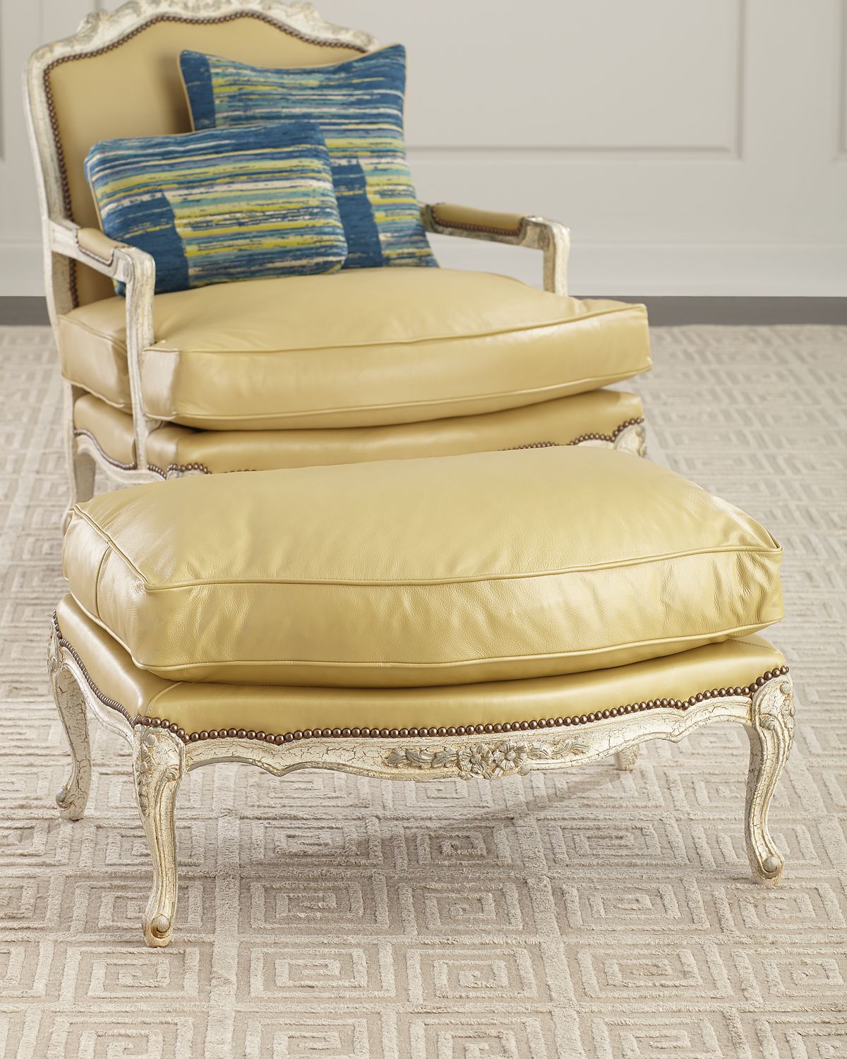 Old Hickory Tannery Garten Leather Ottoman | Thumbnail 4 Old Hickory Tannery Garten Leather Ottoman | Thumbnail 4