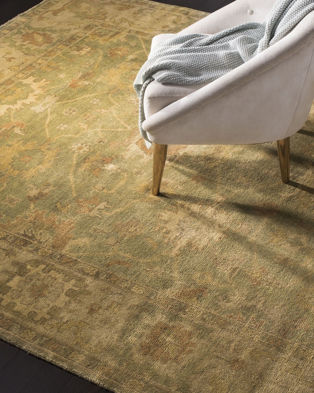 Safavieh Valley Oushak Rug