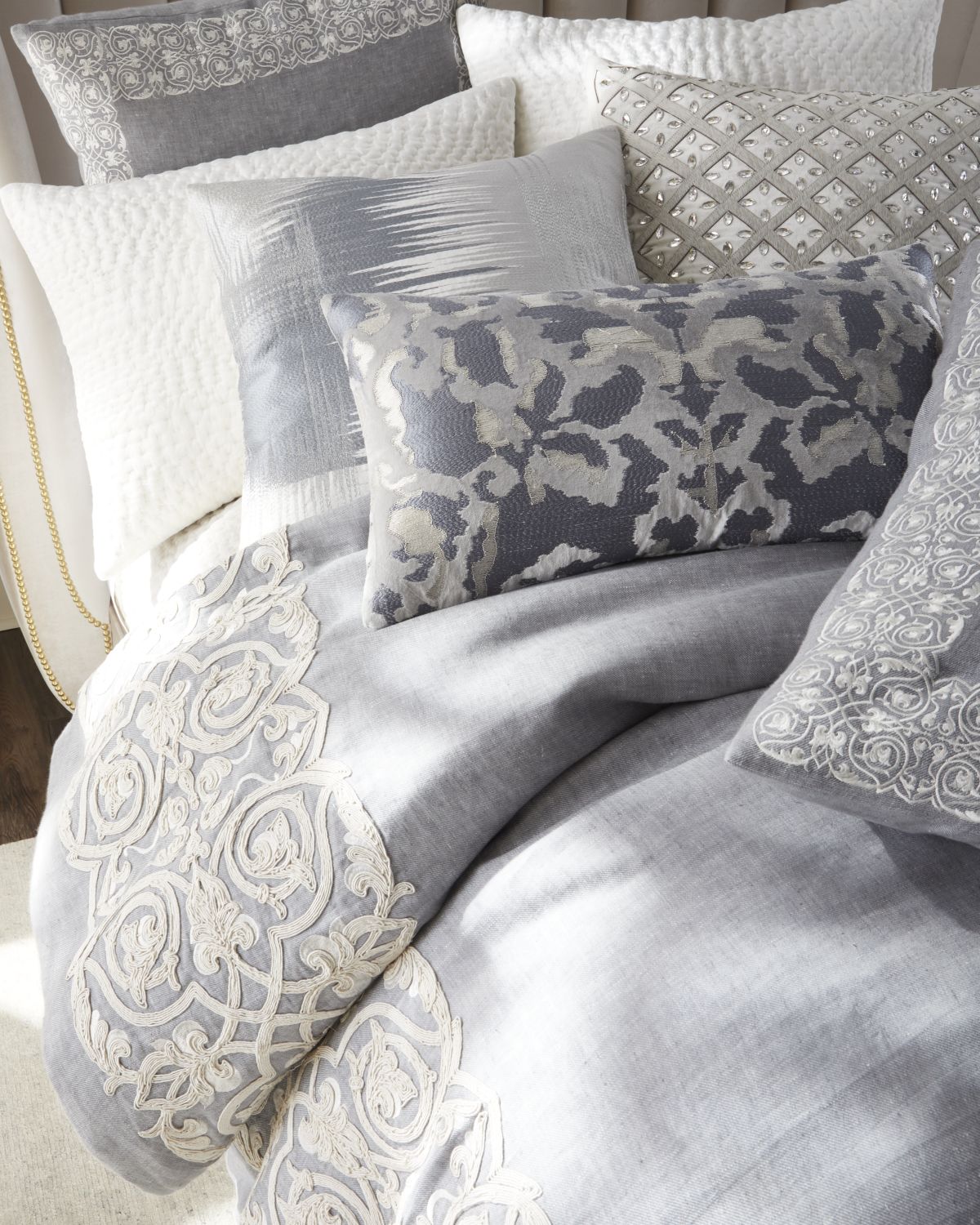 Callisto Home Pickstitch Velvet Quilt | Thumbnail 2
