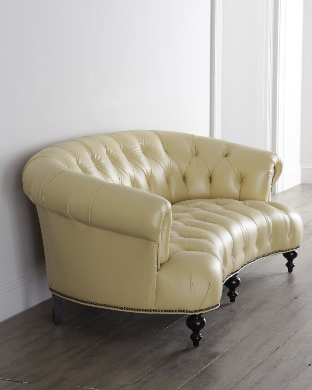 Old Hickory Tannery Lenoir Leather Tufted Sofa 70.5" | Thumbnail 6