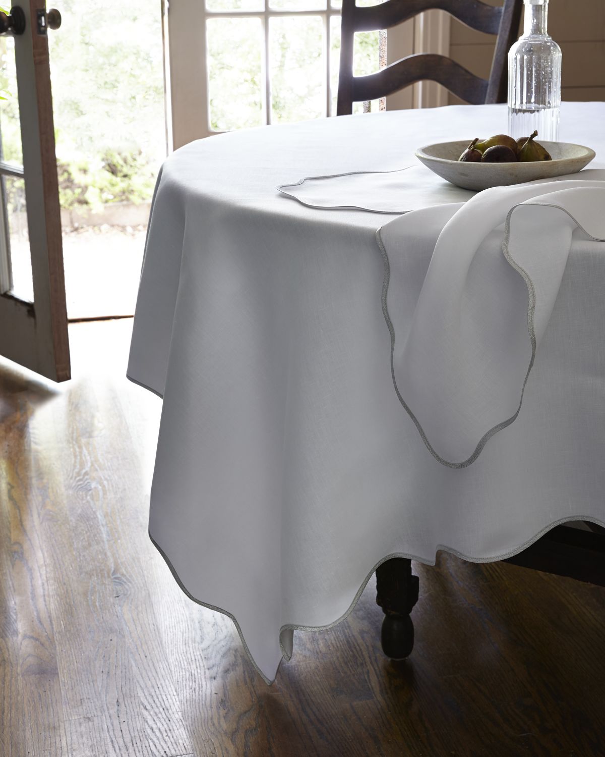 Matouk Meira 70" Dia. Tablecloth
