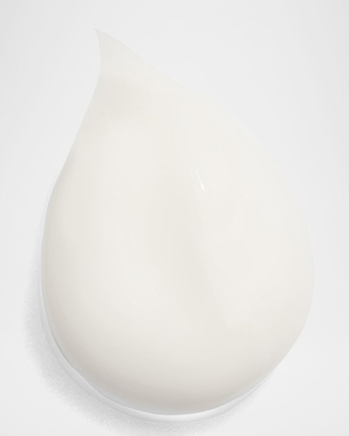 Sisley Paris 6.7 oz. Revitalizing Smoothing Shampoo with Macadamia Oil