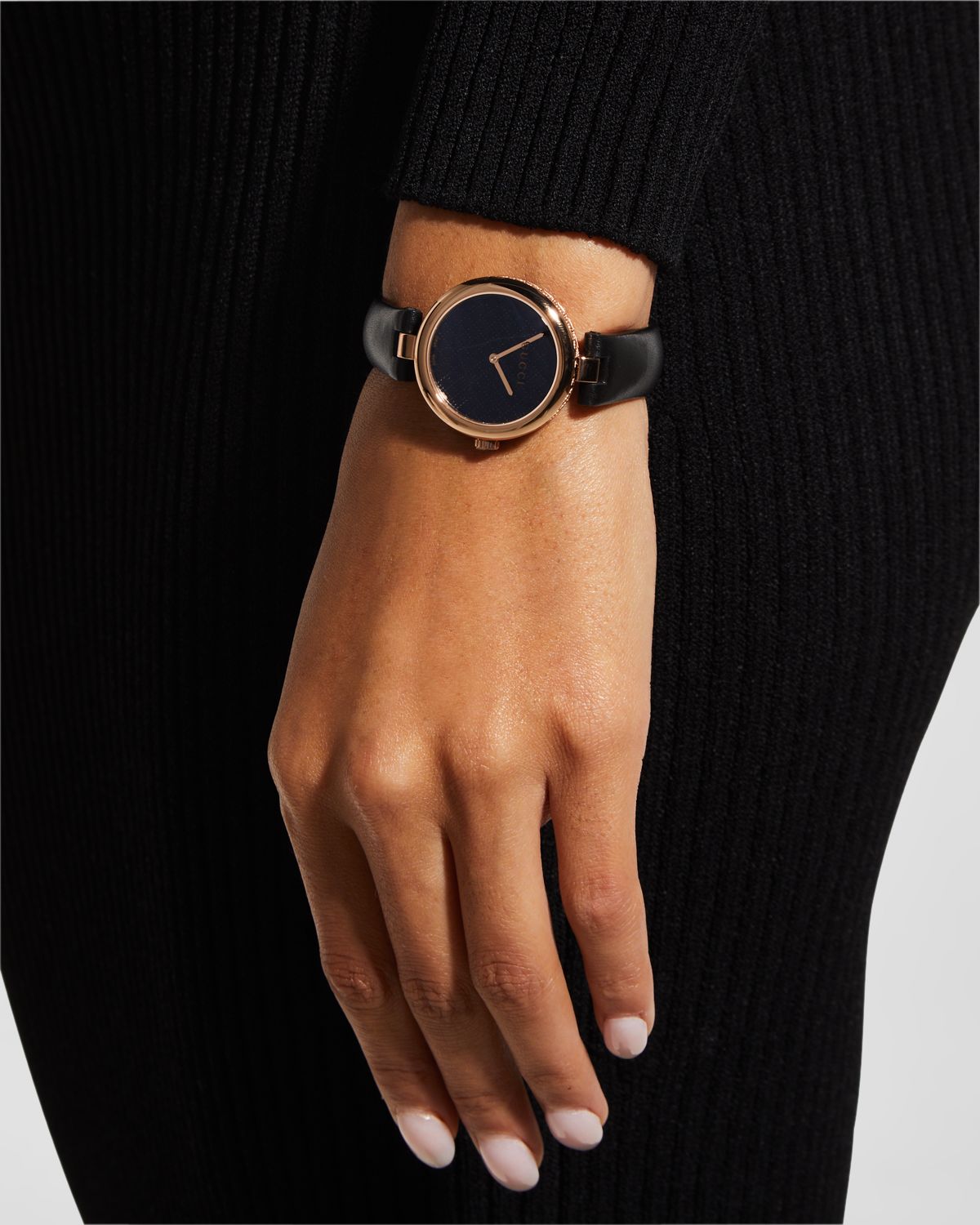 Gucci 32mm Diamantissima Watch with Leather Strap, Black/Rose
