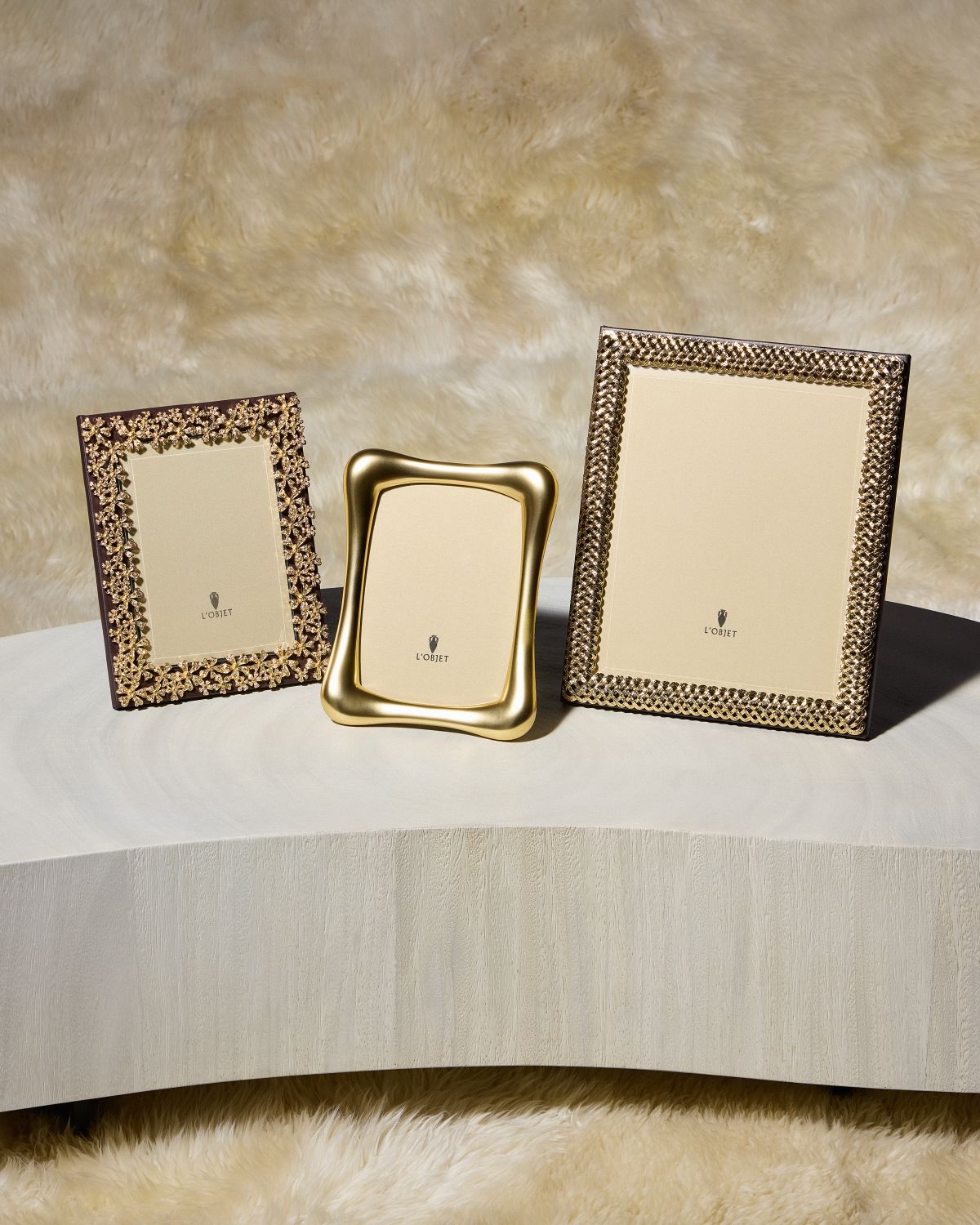 L 'Objet Gold Garland 5" x 7" Picture Frame
