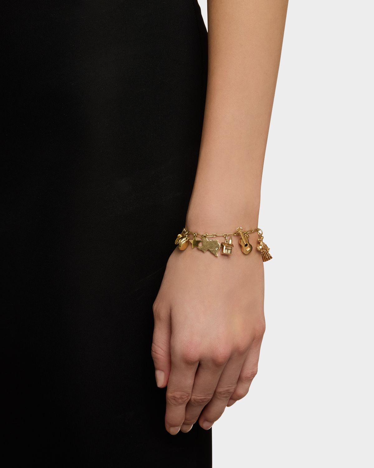 NM Estate Estate 14K Yellow Gold Texas Charm Bracelet