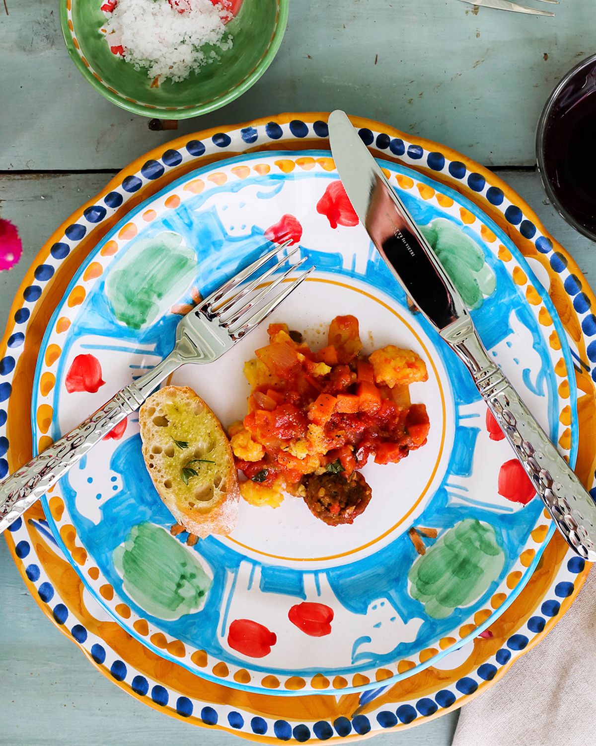 Vietri Campagna Mucca Salad Plate