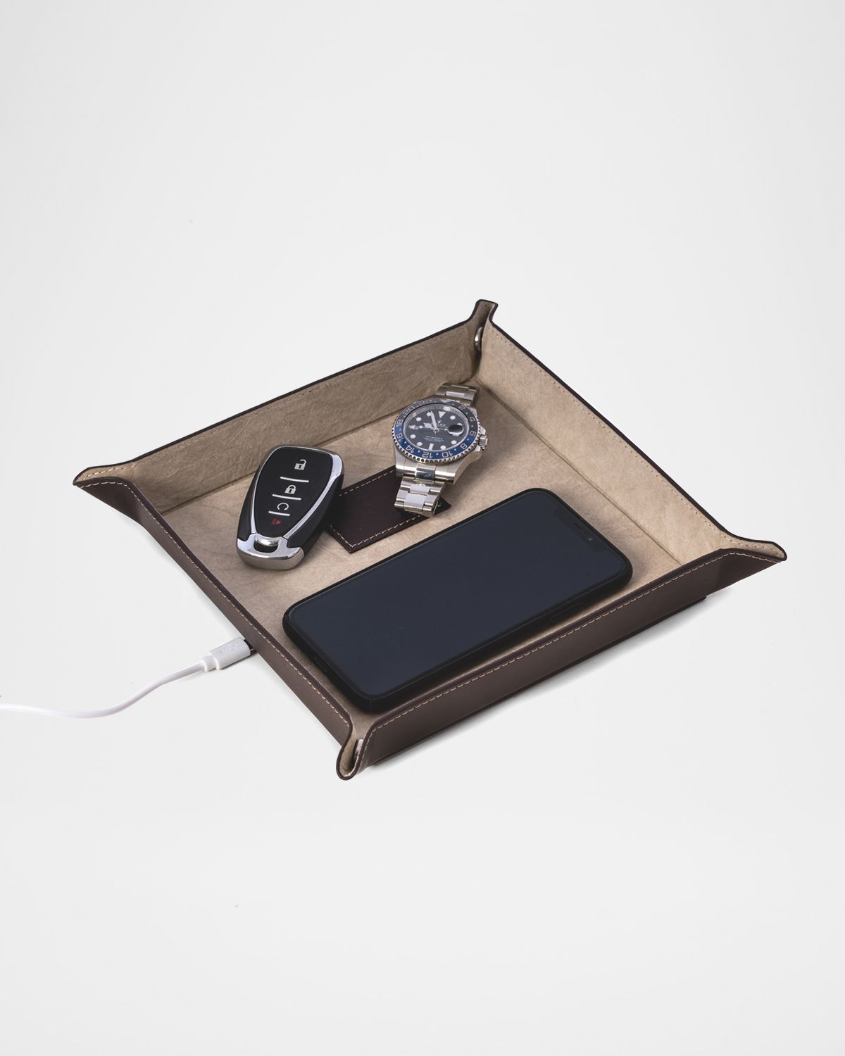 Bey-Berk Men 's Personalized Leather/Velour Charge Station