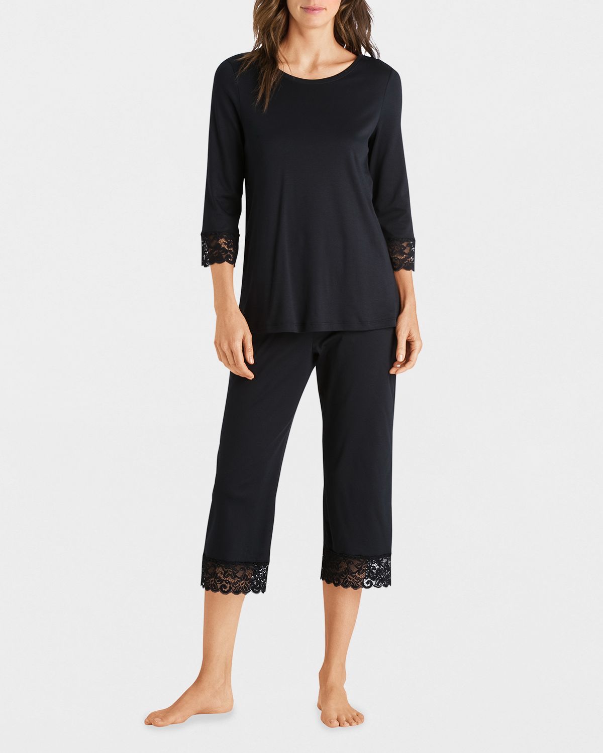Hanro Moments Lace-Trim Cropped Pajama Set