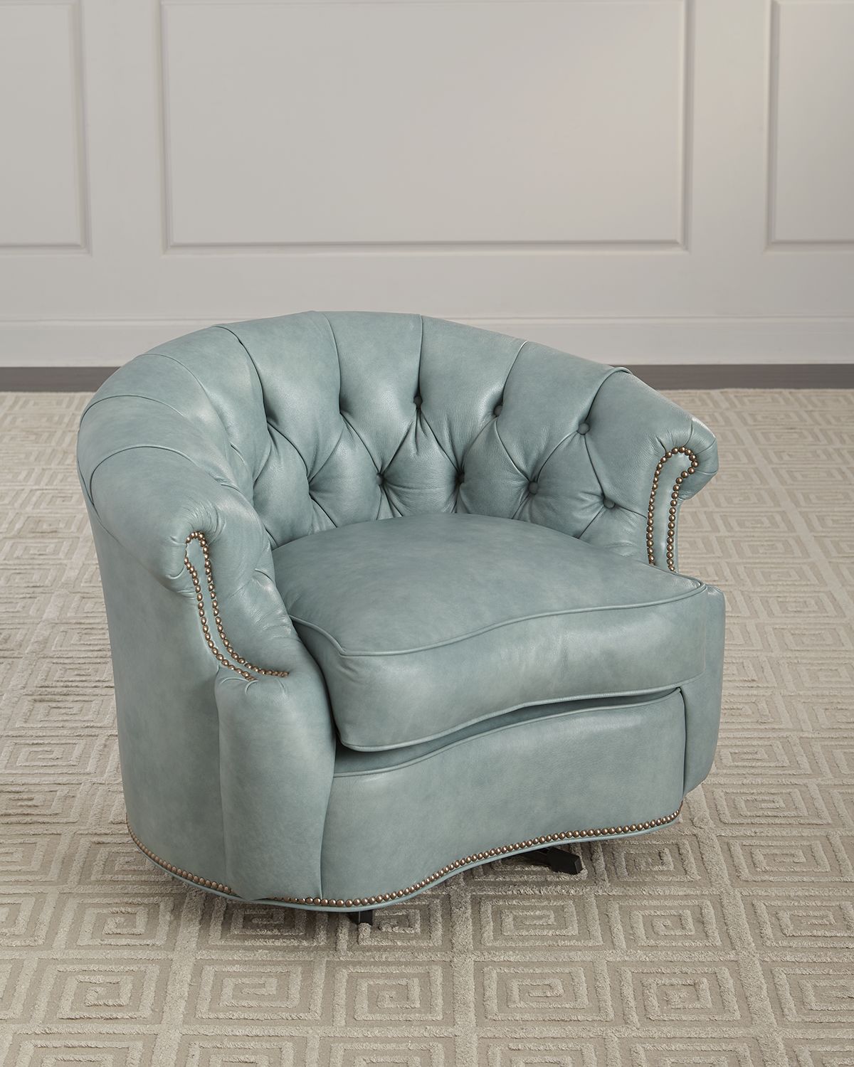 Old Hickory Tannery Tahoe Leather Swivel Chair | Thumbnail 6 Old Hickory Tannery Tahoe Leather Swivel Chair | Thumbnail 6