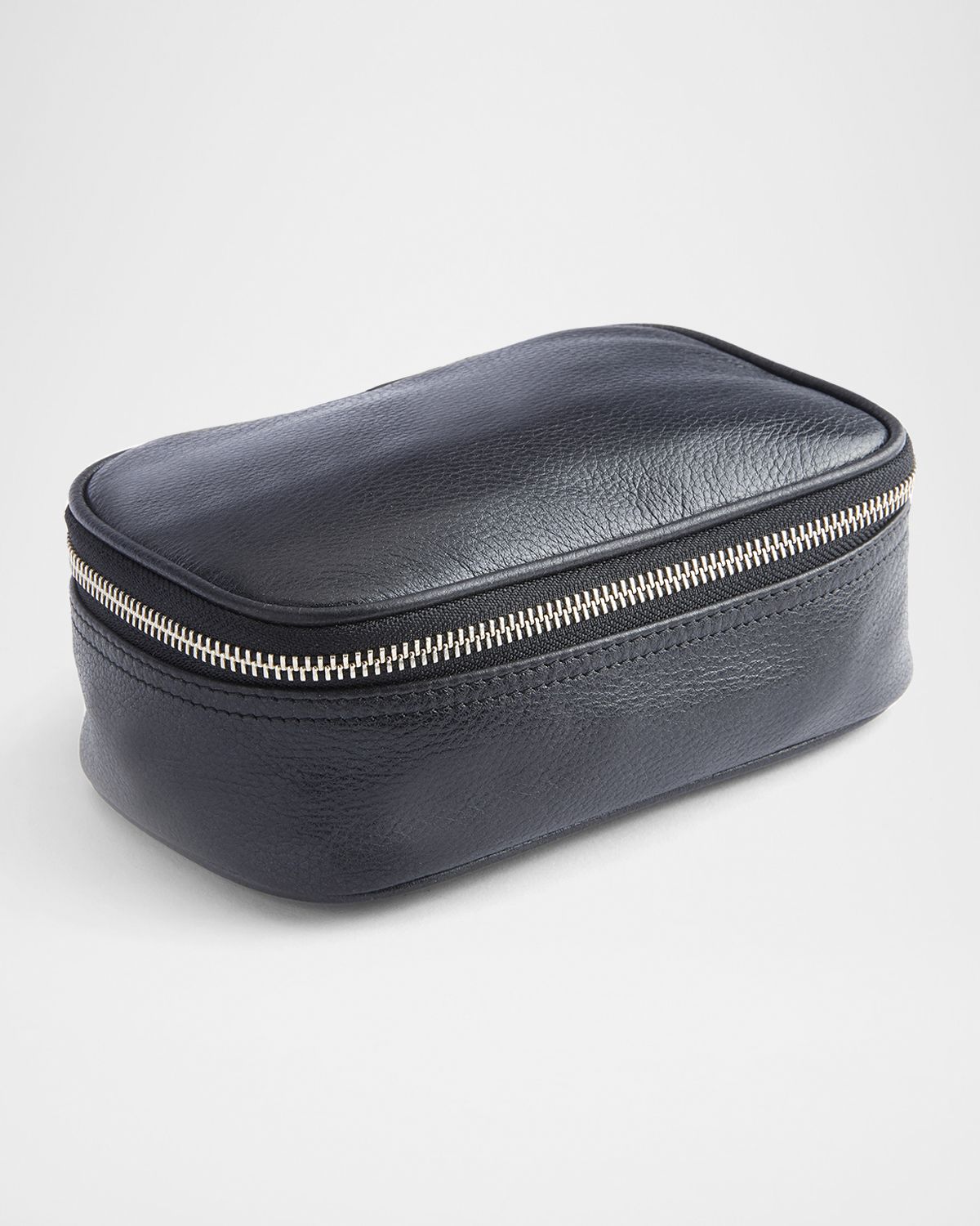 ROYCE New York Monogrammed Travel Tech Organizer Leather Case