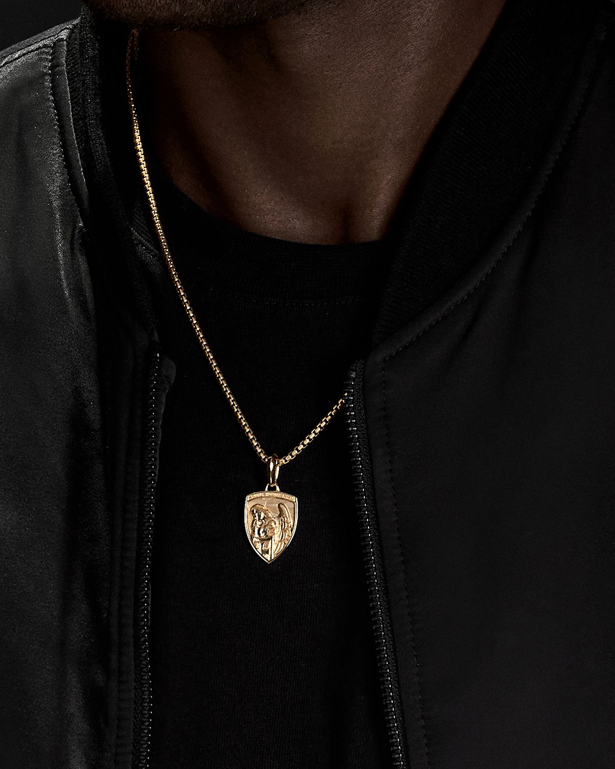 David Yurman Men 's St. Michael Amulet in 18K Gold, 26mm