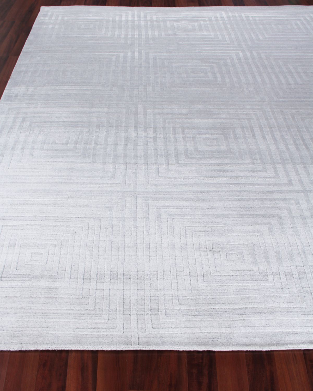 Exquisite Rugs Portlyn Hand-Loomed Rug | Thumbnail 5